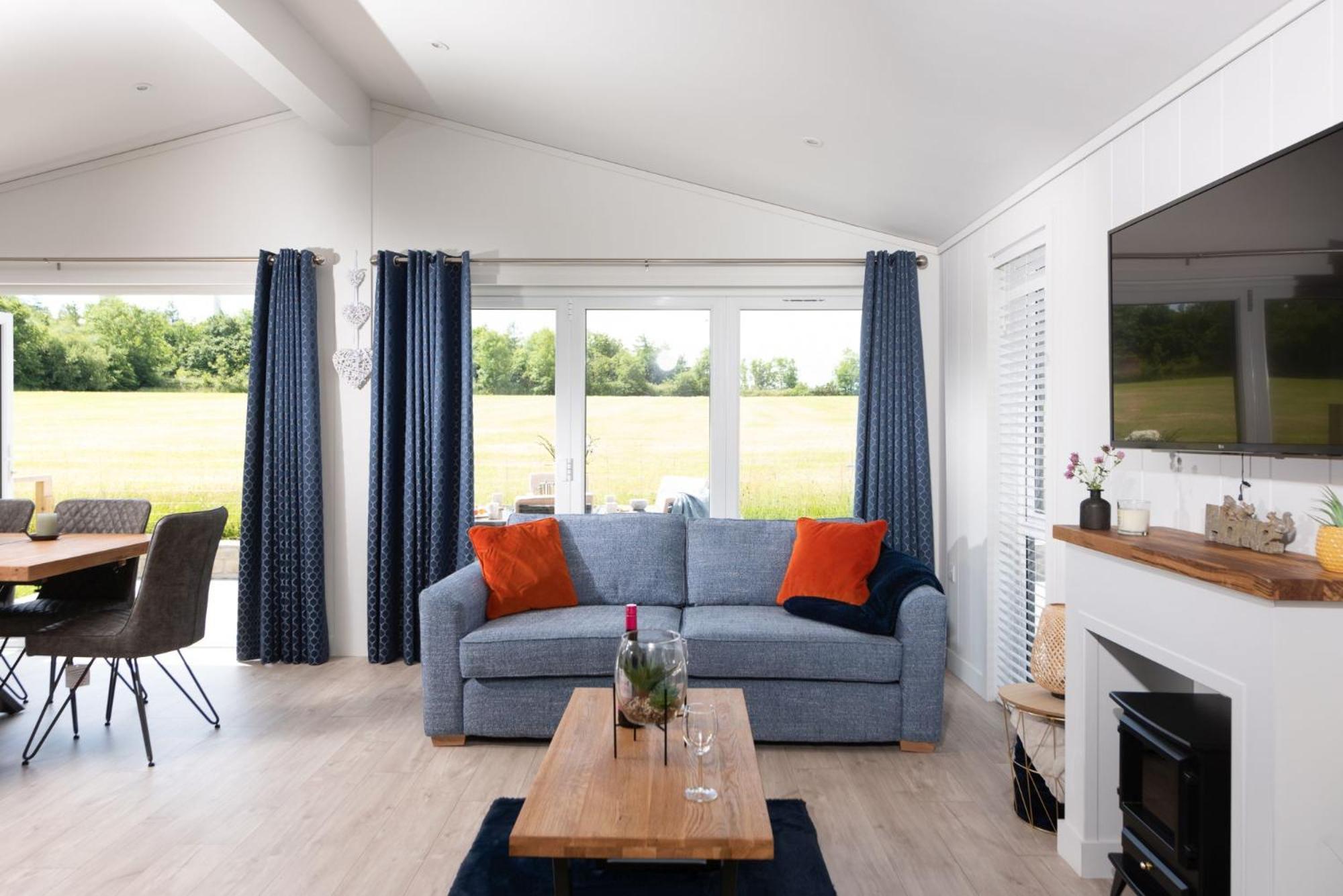 Lavender Lodge, 8 Roadford Lake Lodges view 3
