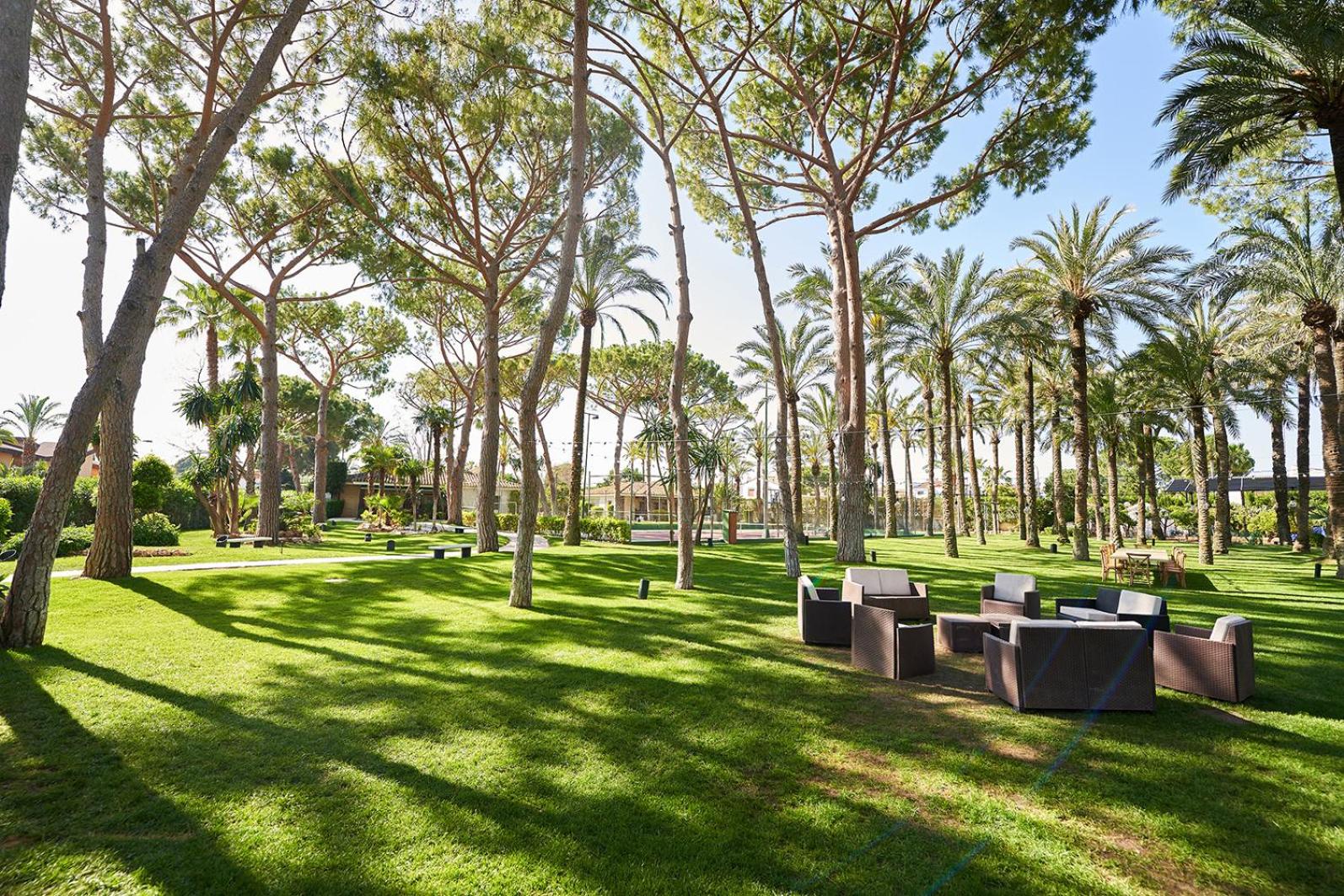 El Oasis Villa Resort