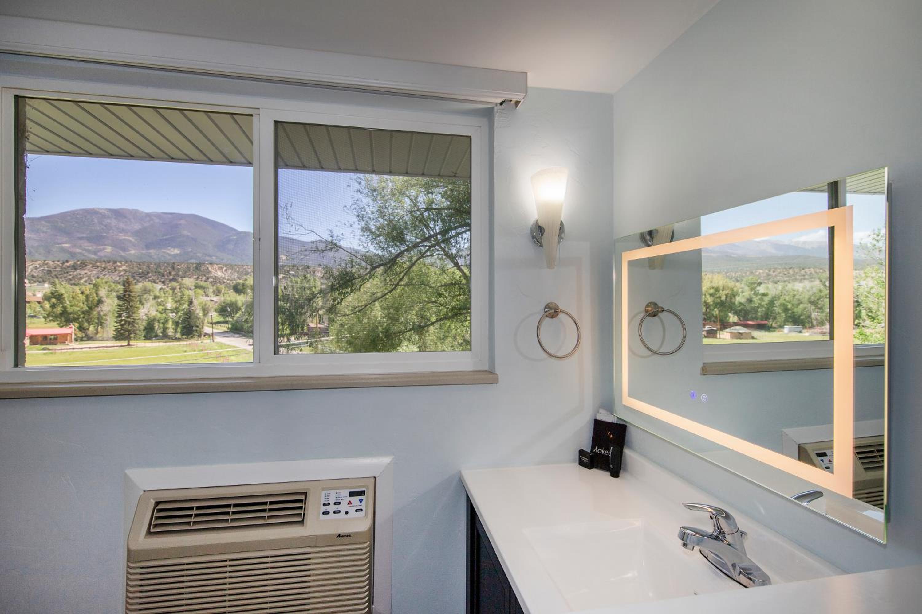 Silver Ridge Lodge