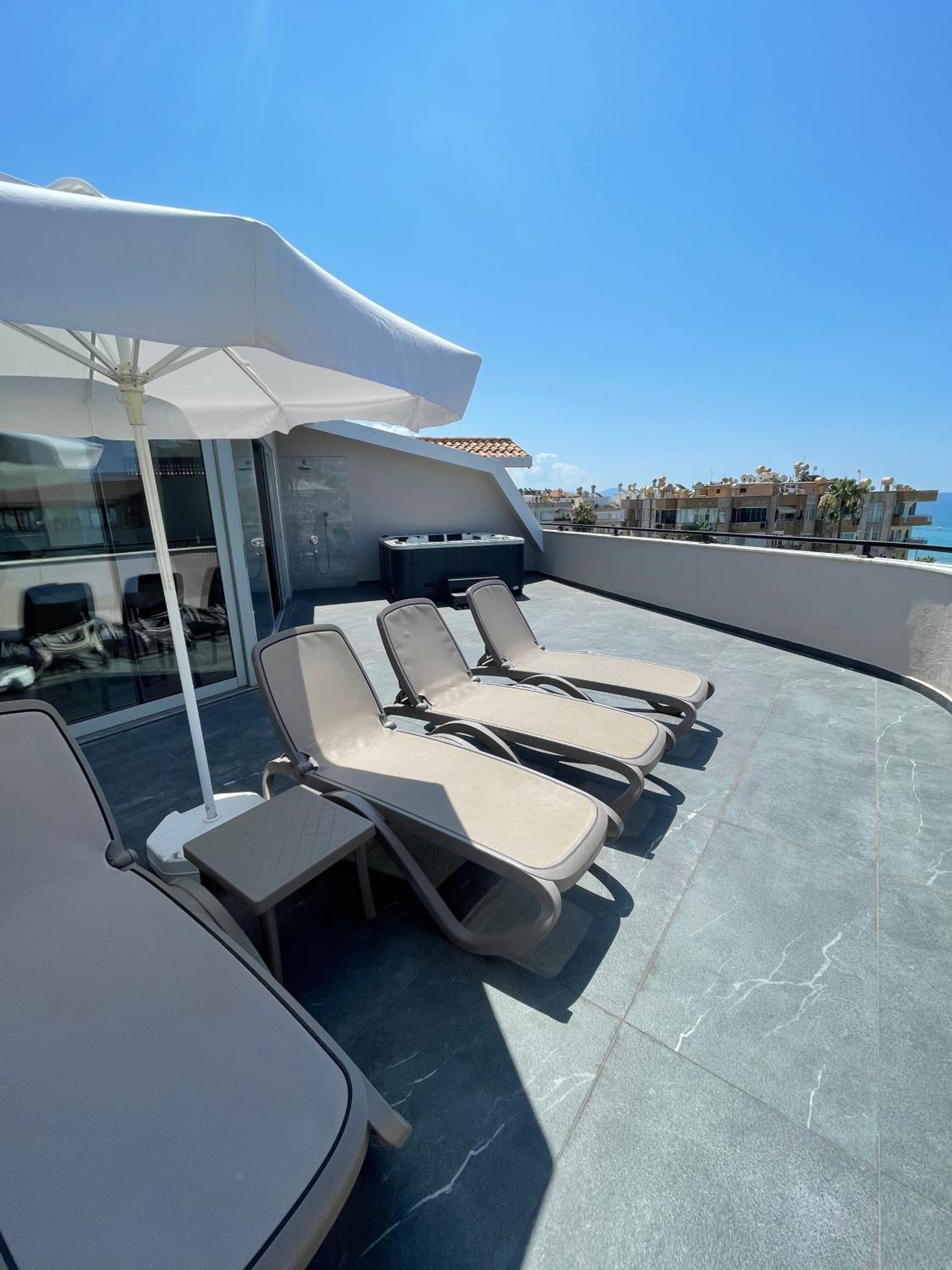 Green Garden City Luxury Apartments - Image 9