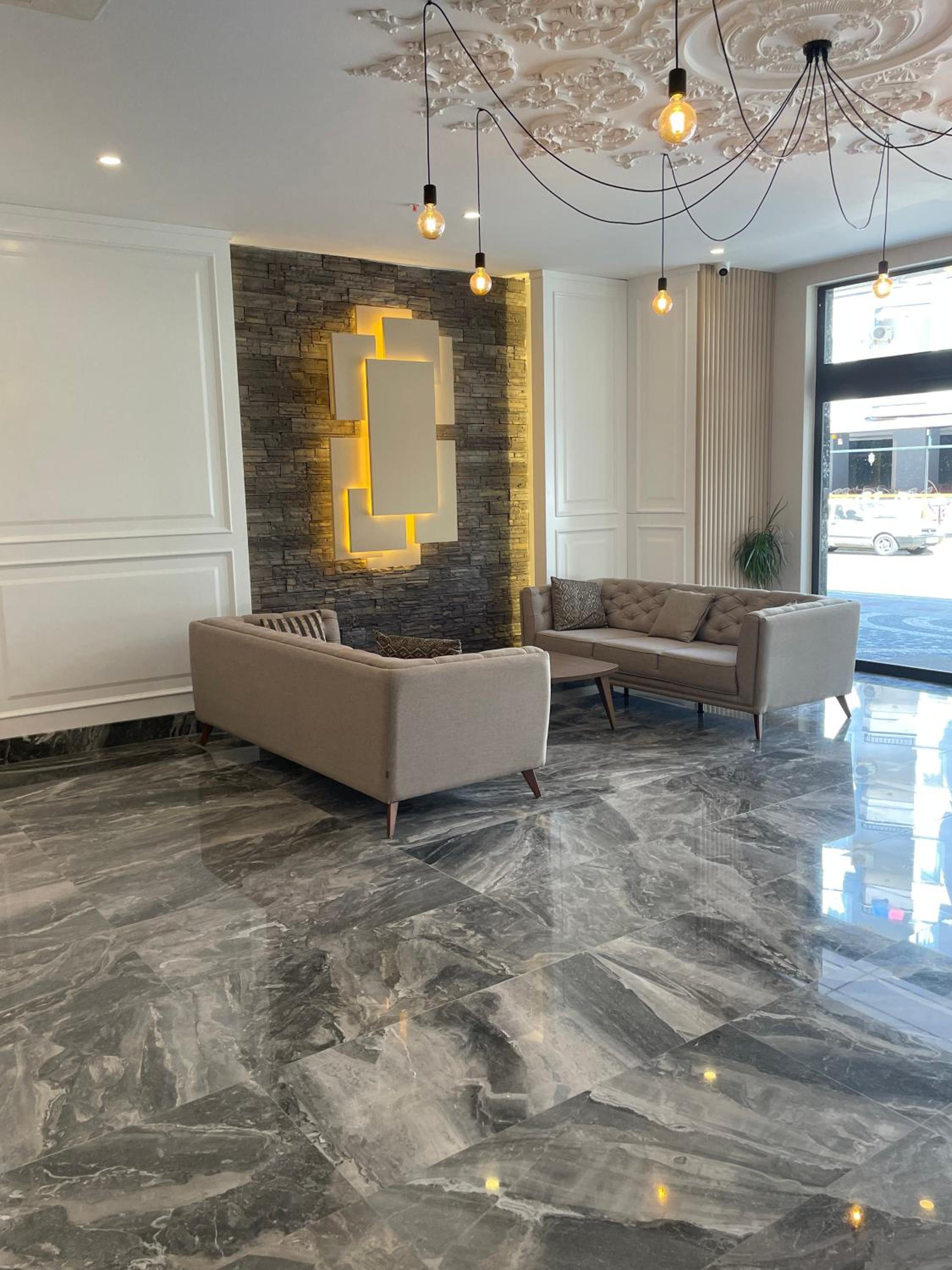 Green Garden City Luxury Apartments - Image 19