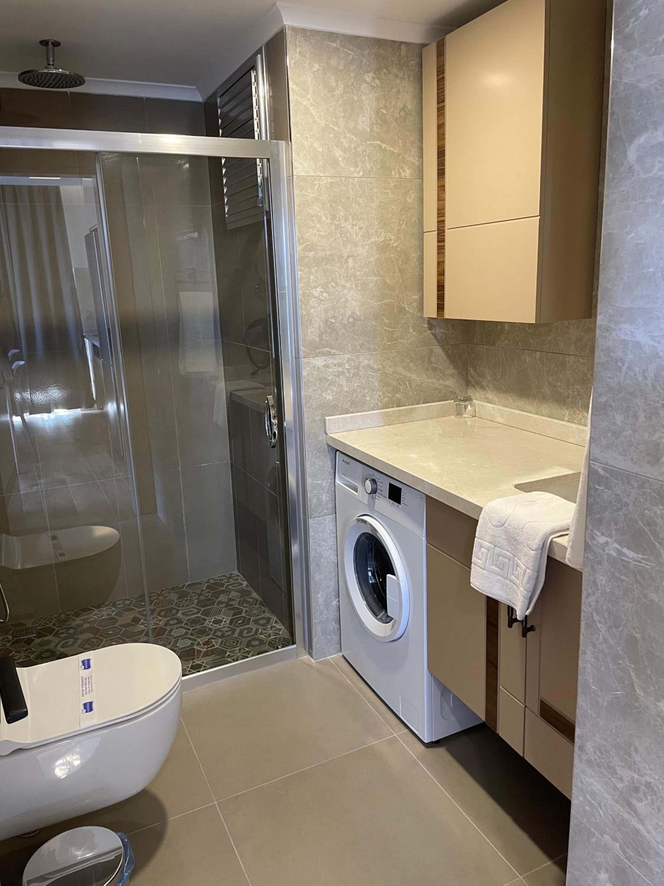 Green Garden City Luxury Apartments - Image 35