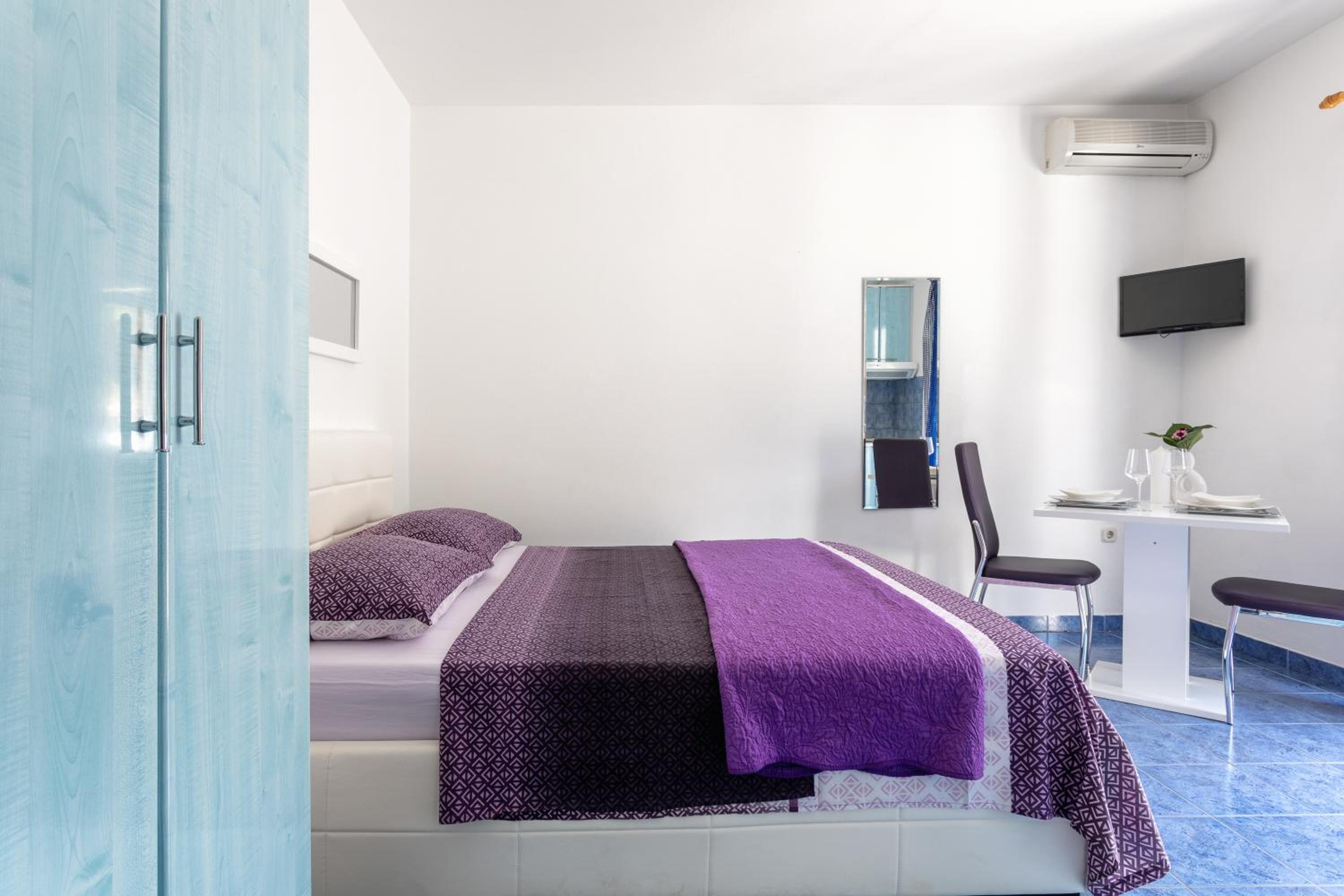 Apartments Dobrila