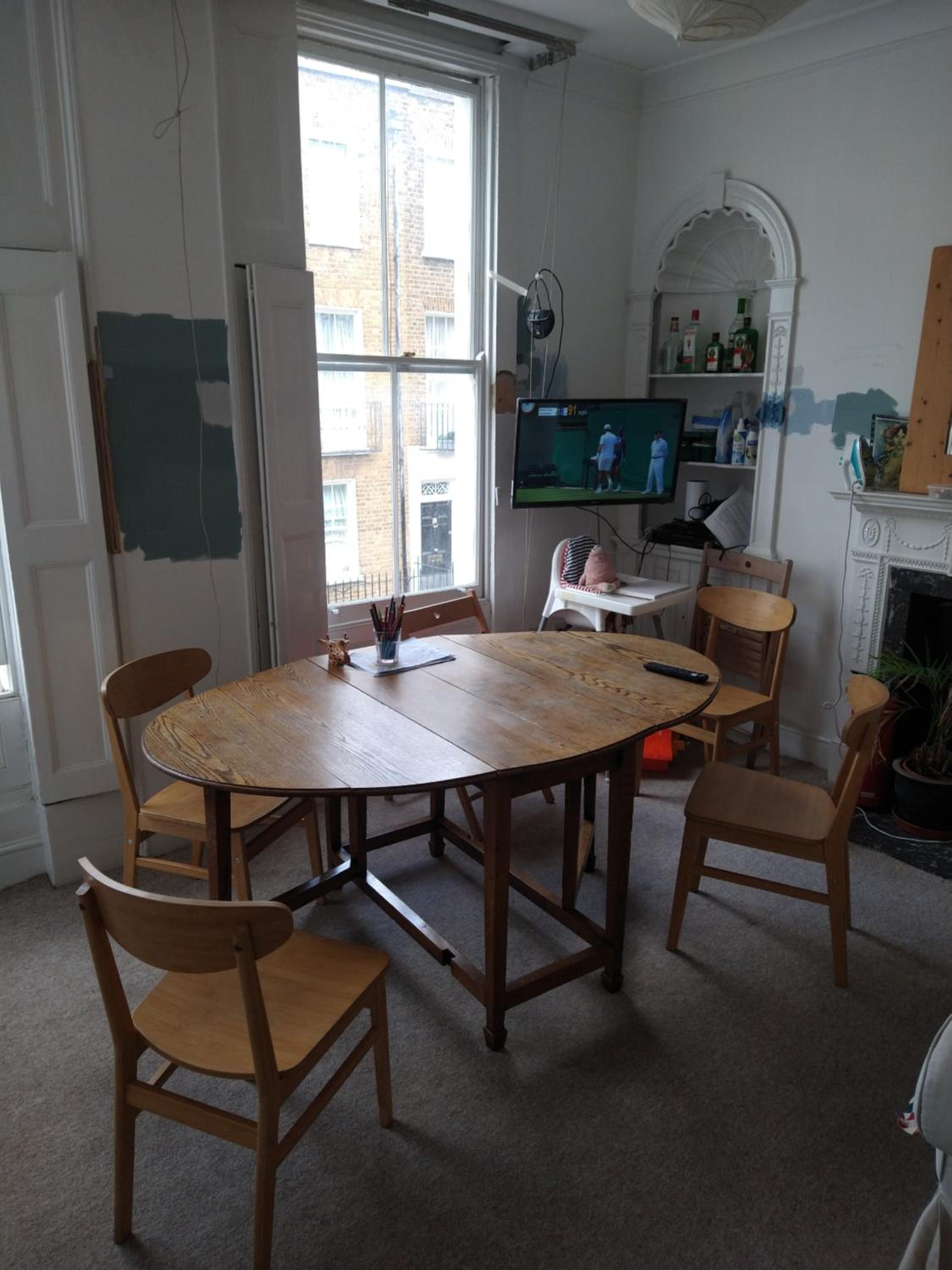Central London flat. Georgian Terrace. Bright.