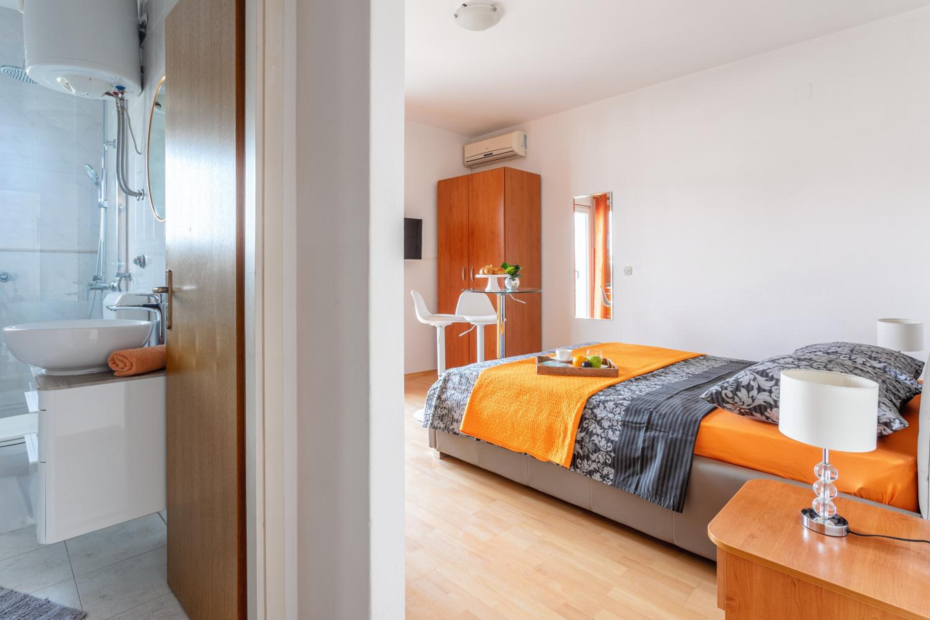 Apartments Dobrila