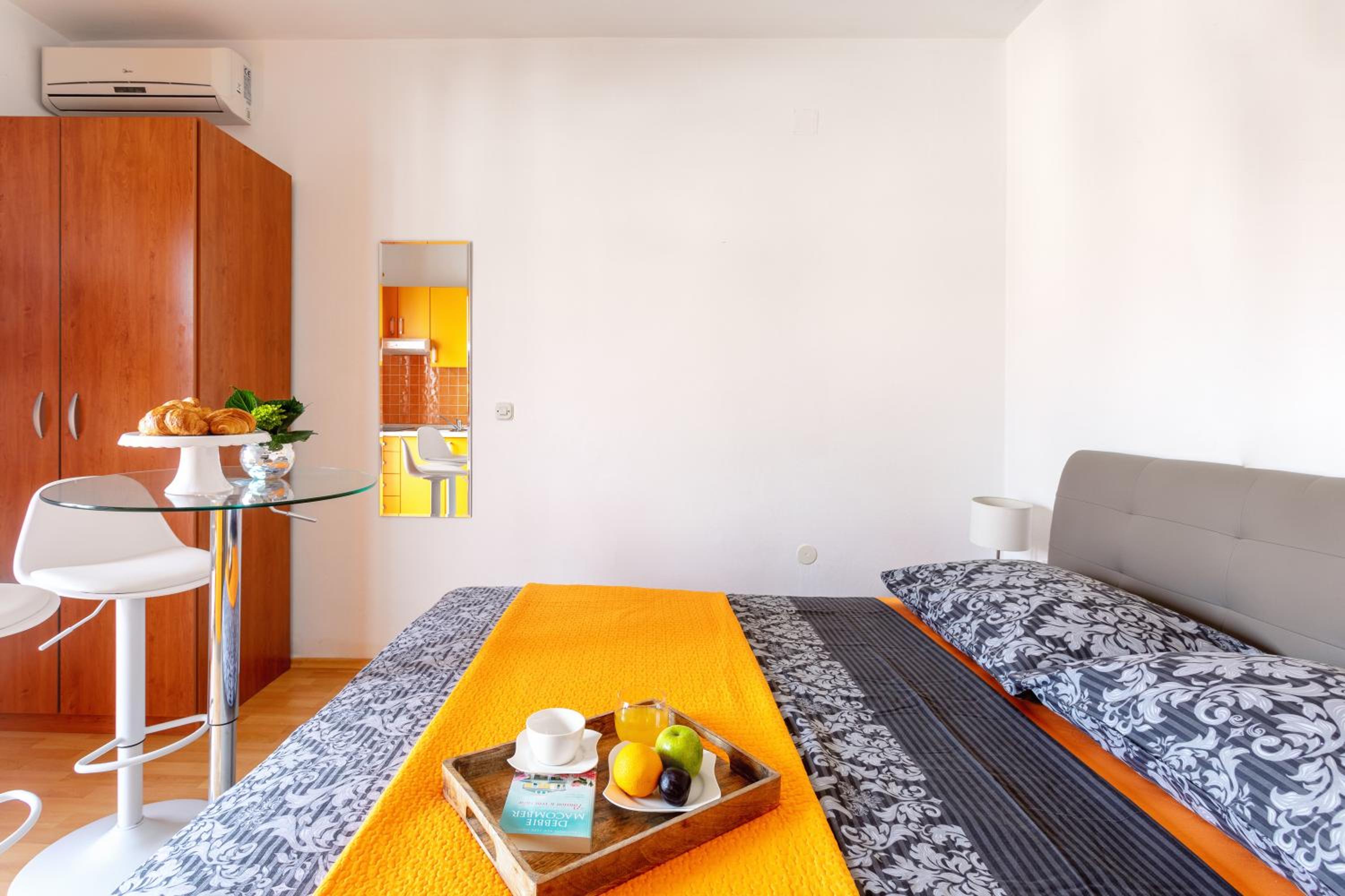 Apartments Dobrila
