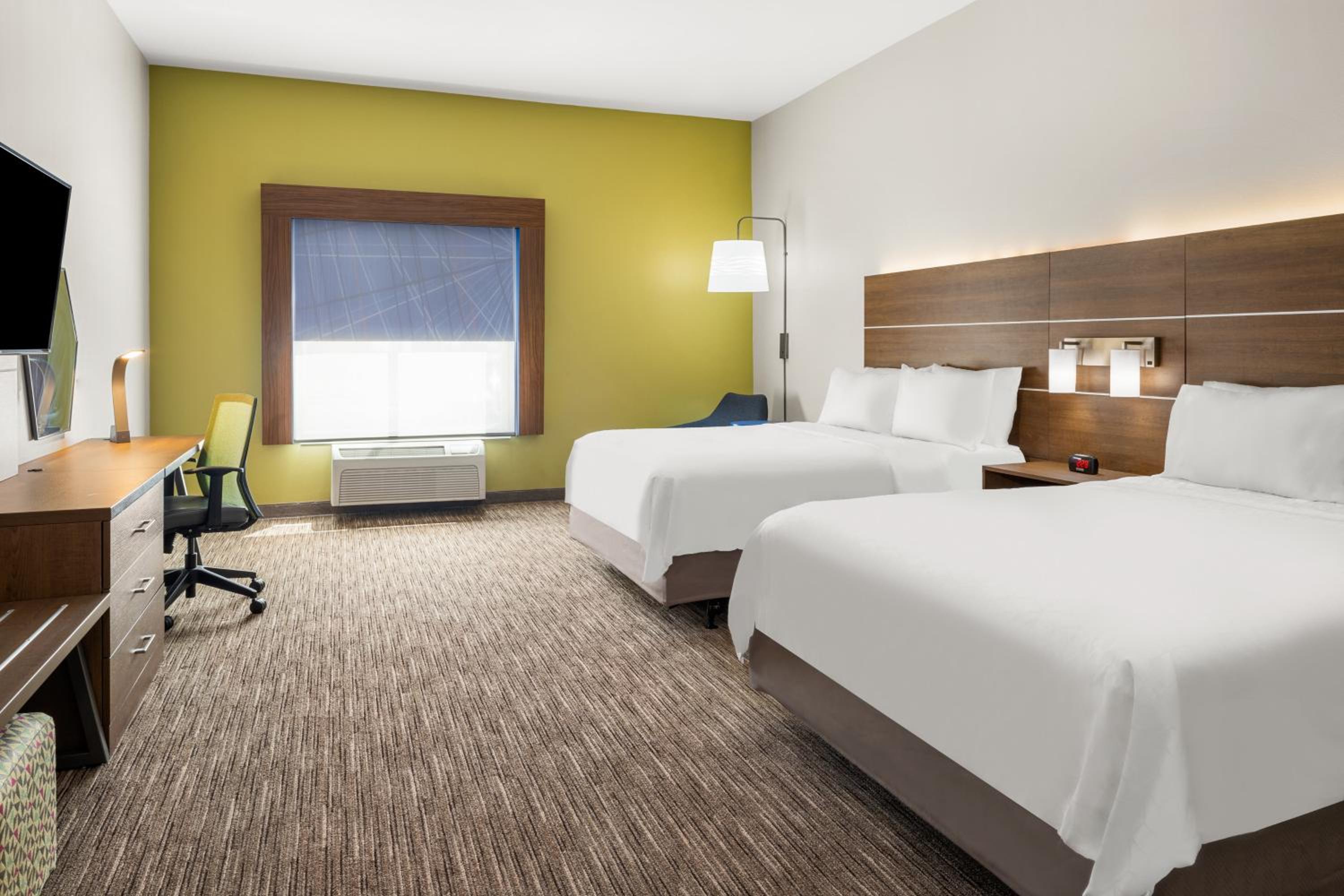 Holiday Inn Express & Suites Graham by IHG view 4