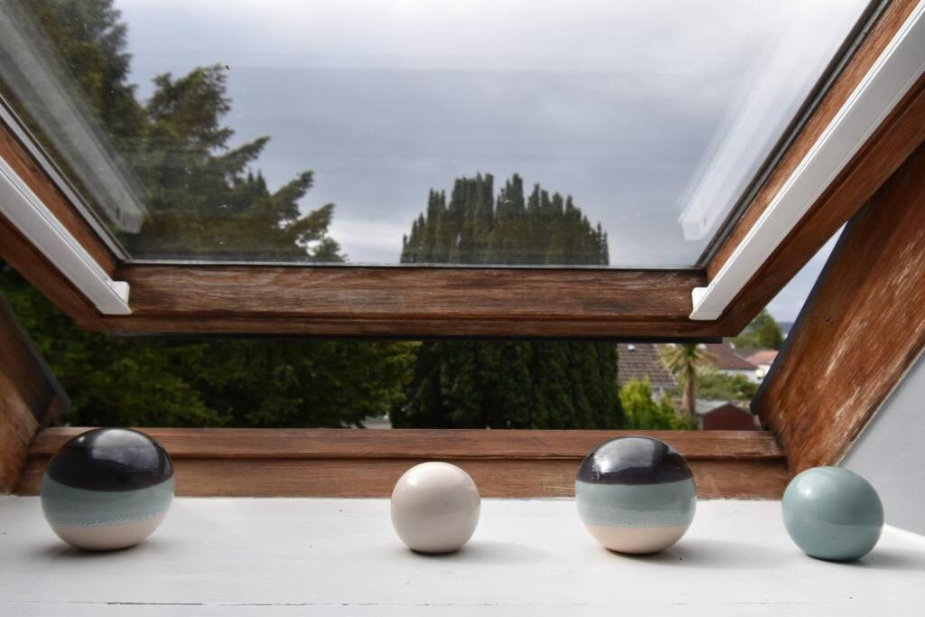 Yewtree Cottage - 'The Art House' and Garden view 5