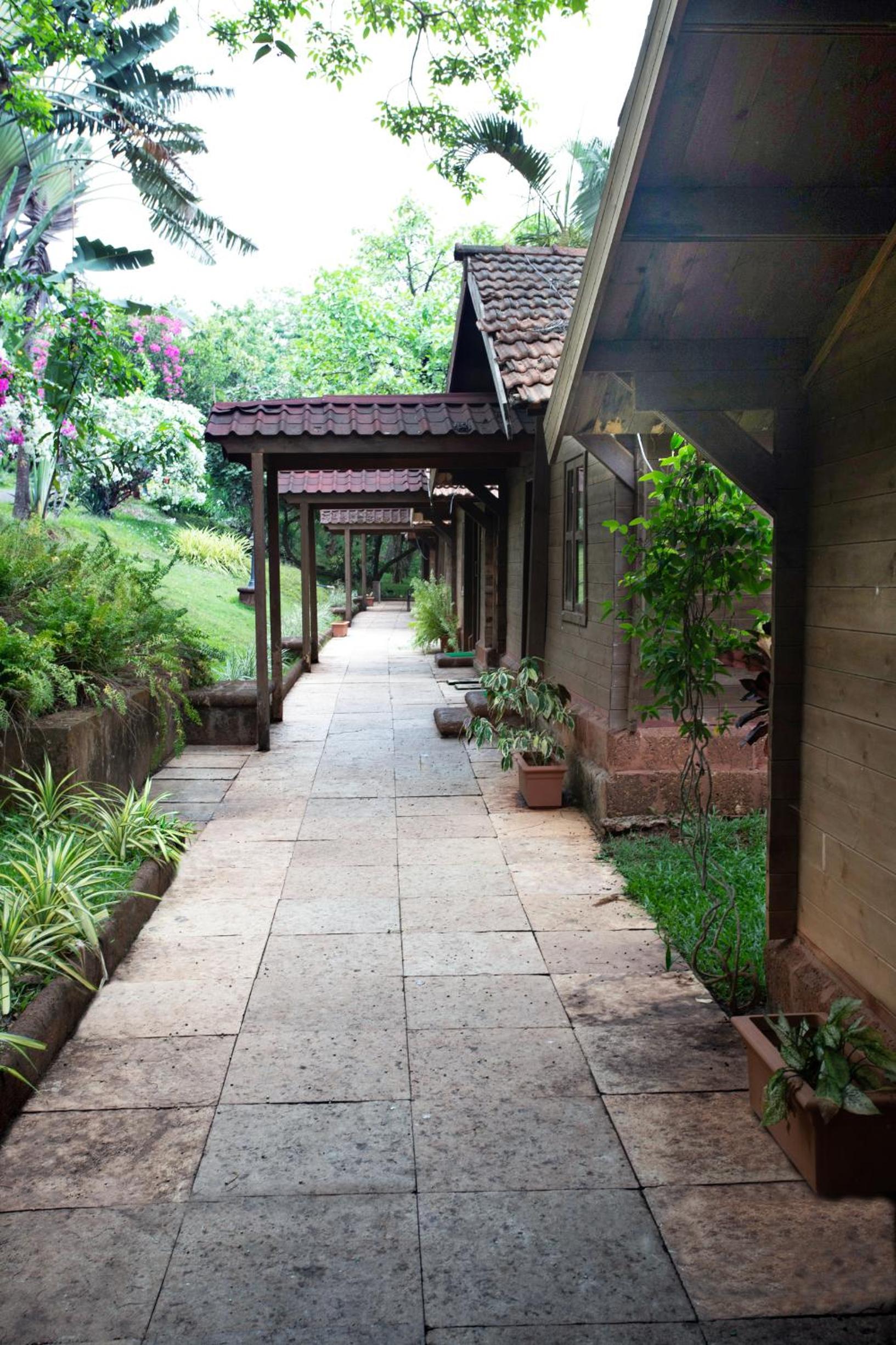 Stone Water Eco Resort