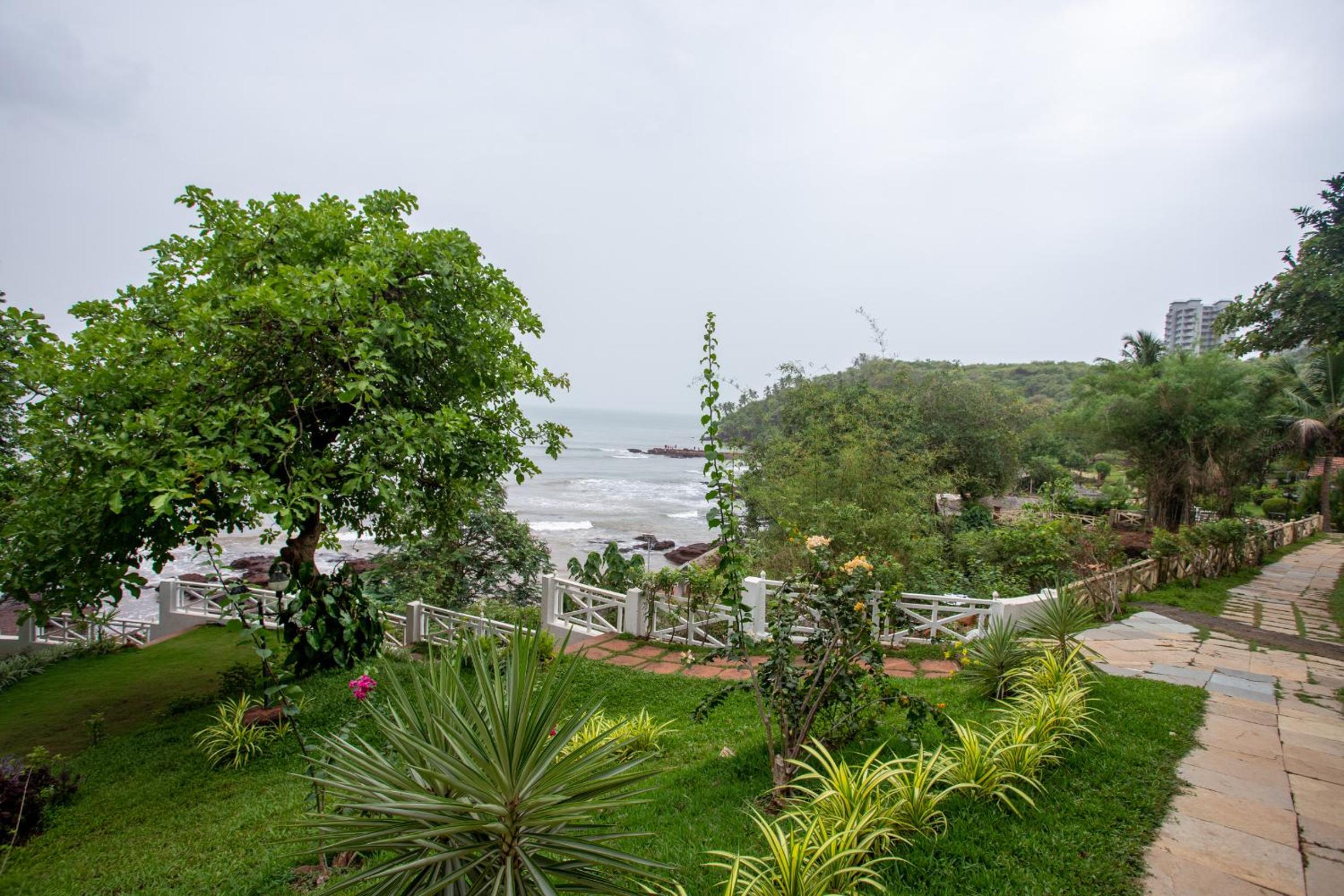 Stone Water Eco Resort