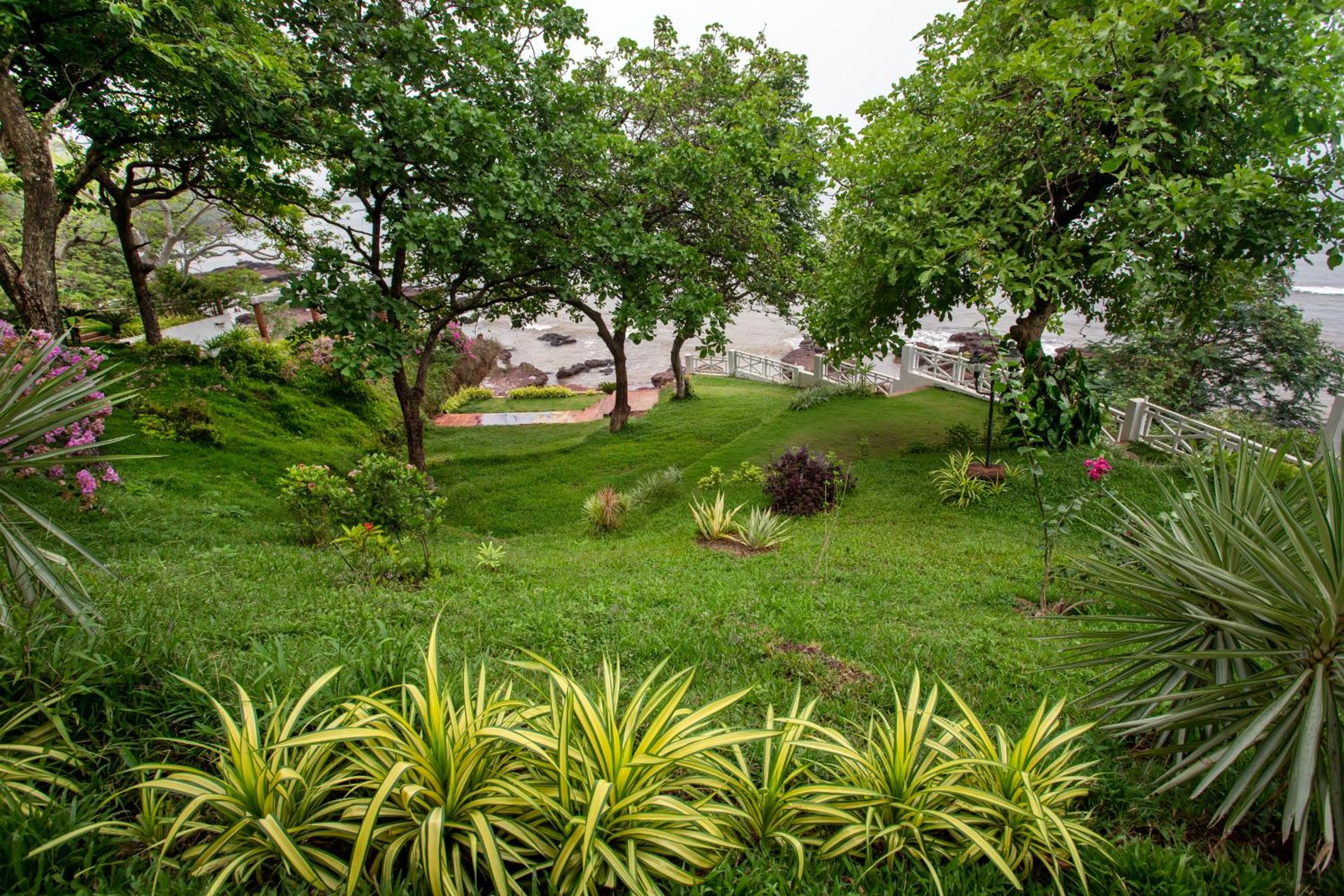 Stone Water Eco Resort