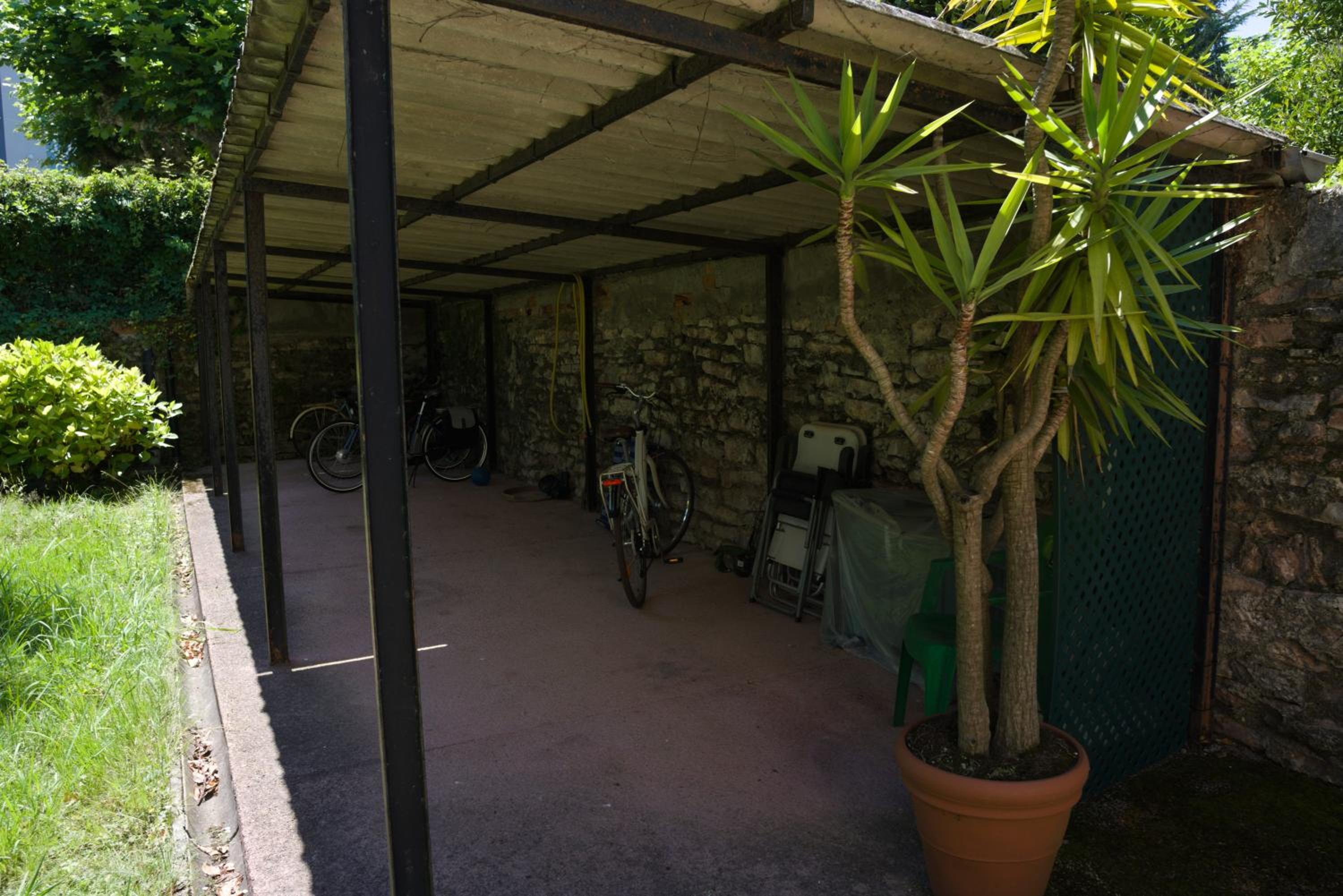 Photo 36