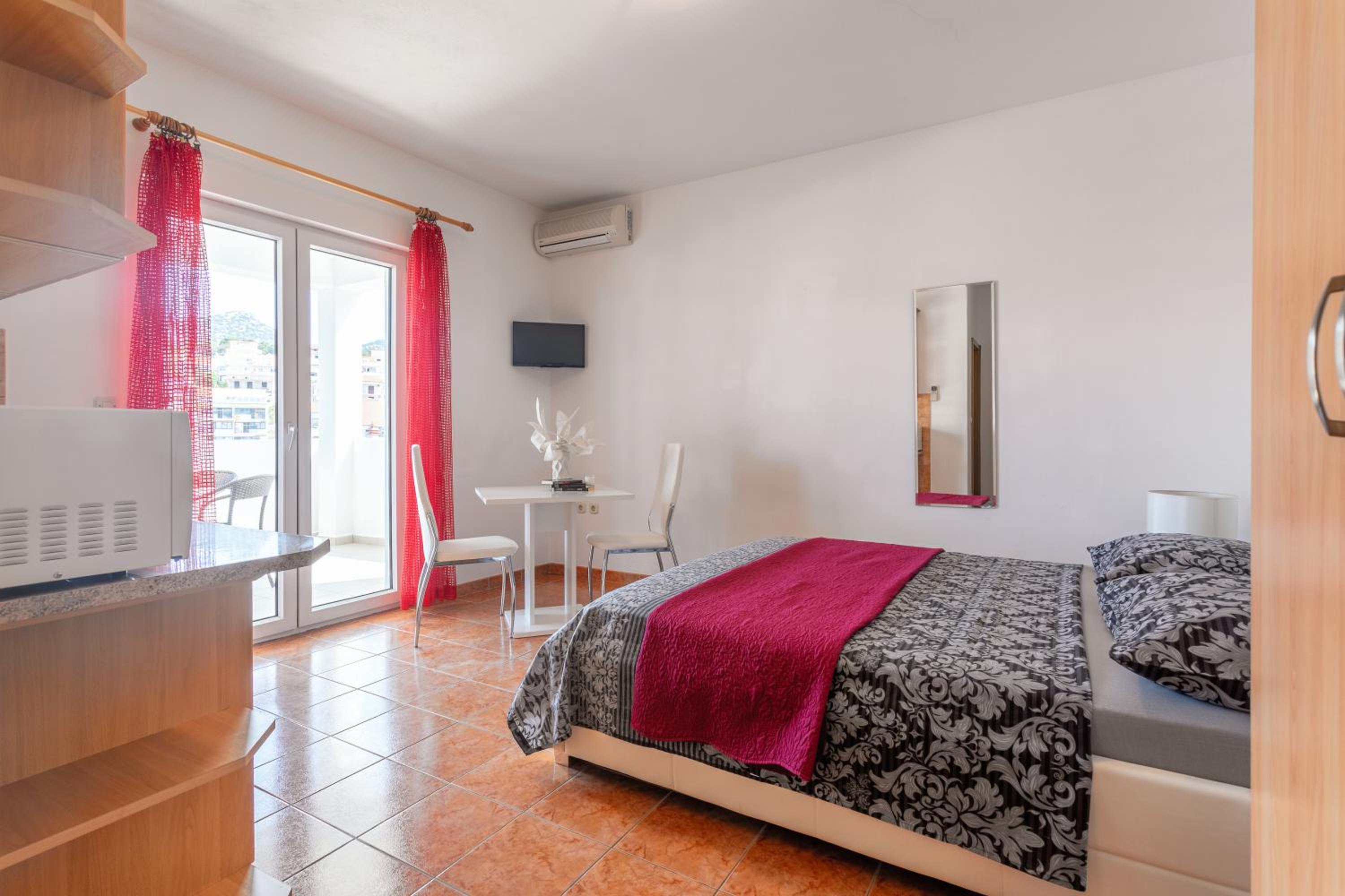 Apartments Dobrila