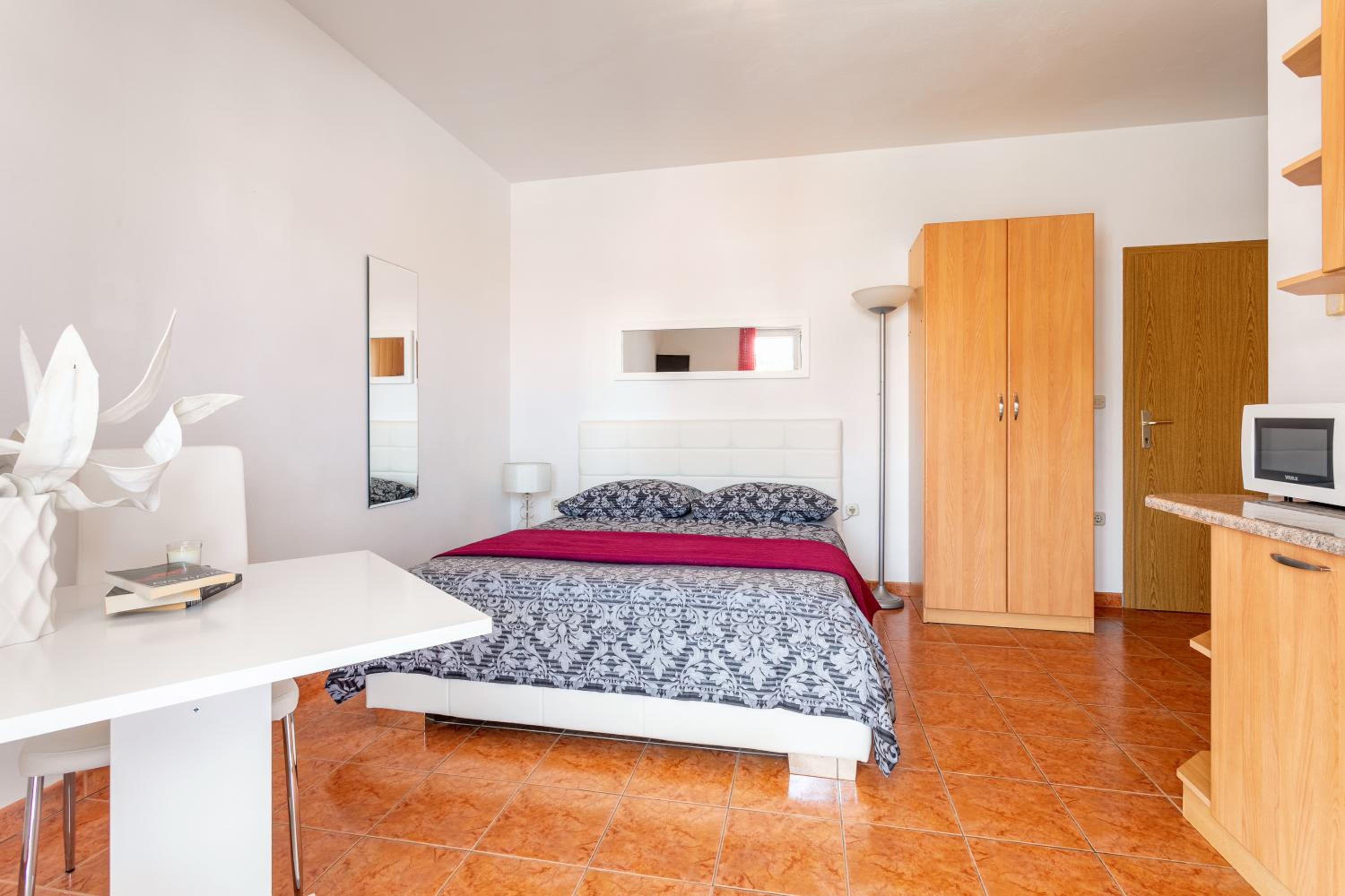 Apartments Dobrila