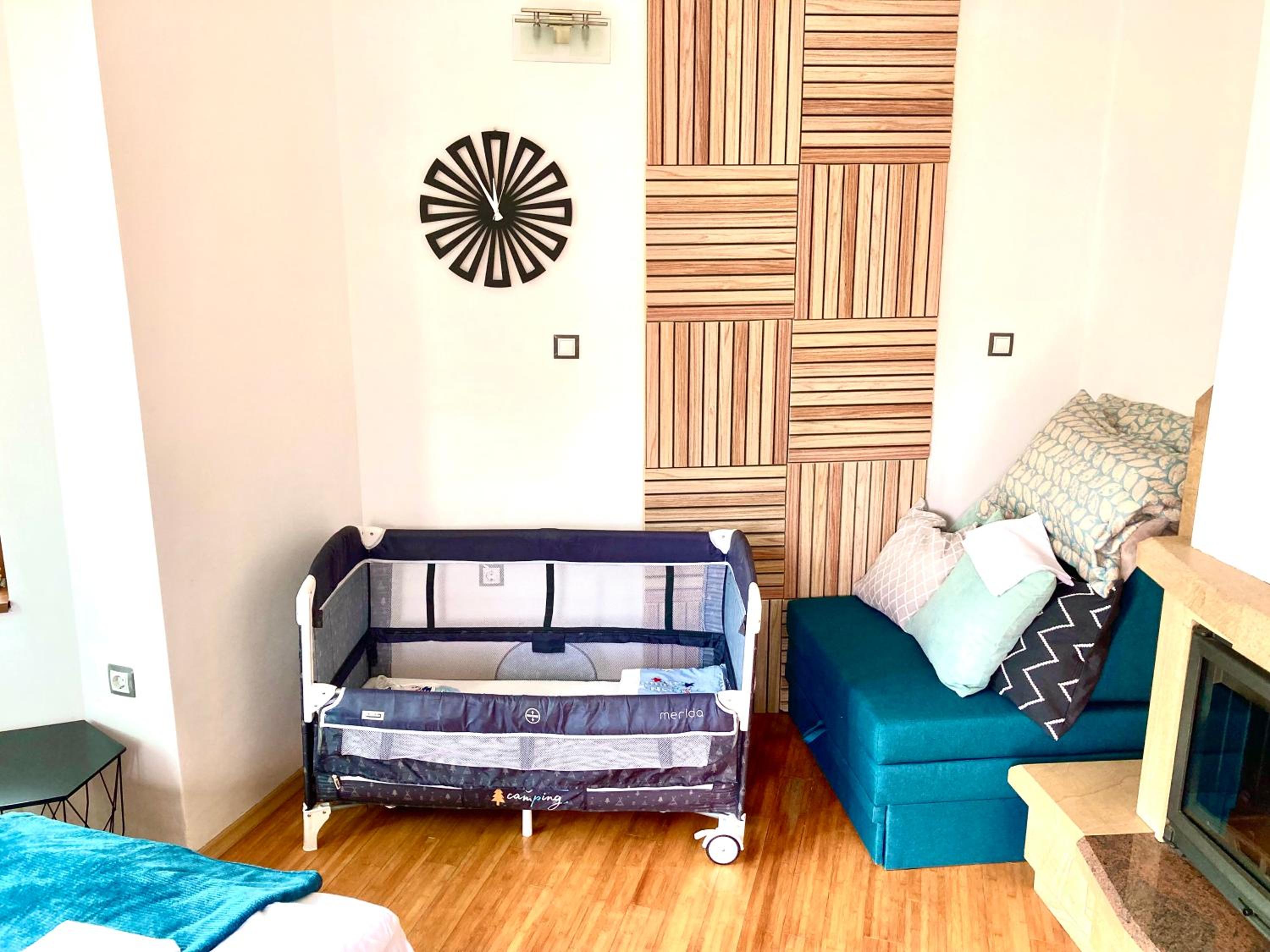 Two Bedroom Apartment - Alexandrovska - Top Location - Central Bus, Train and Marine Stations, next to Sea Garden and Beach