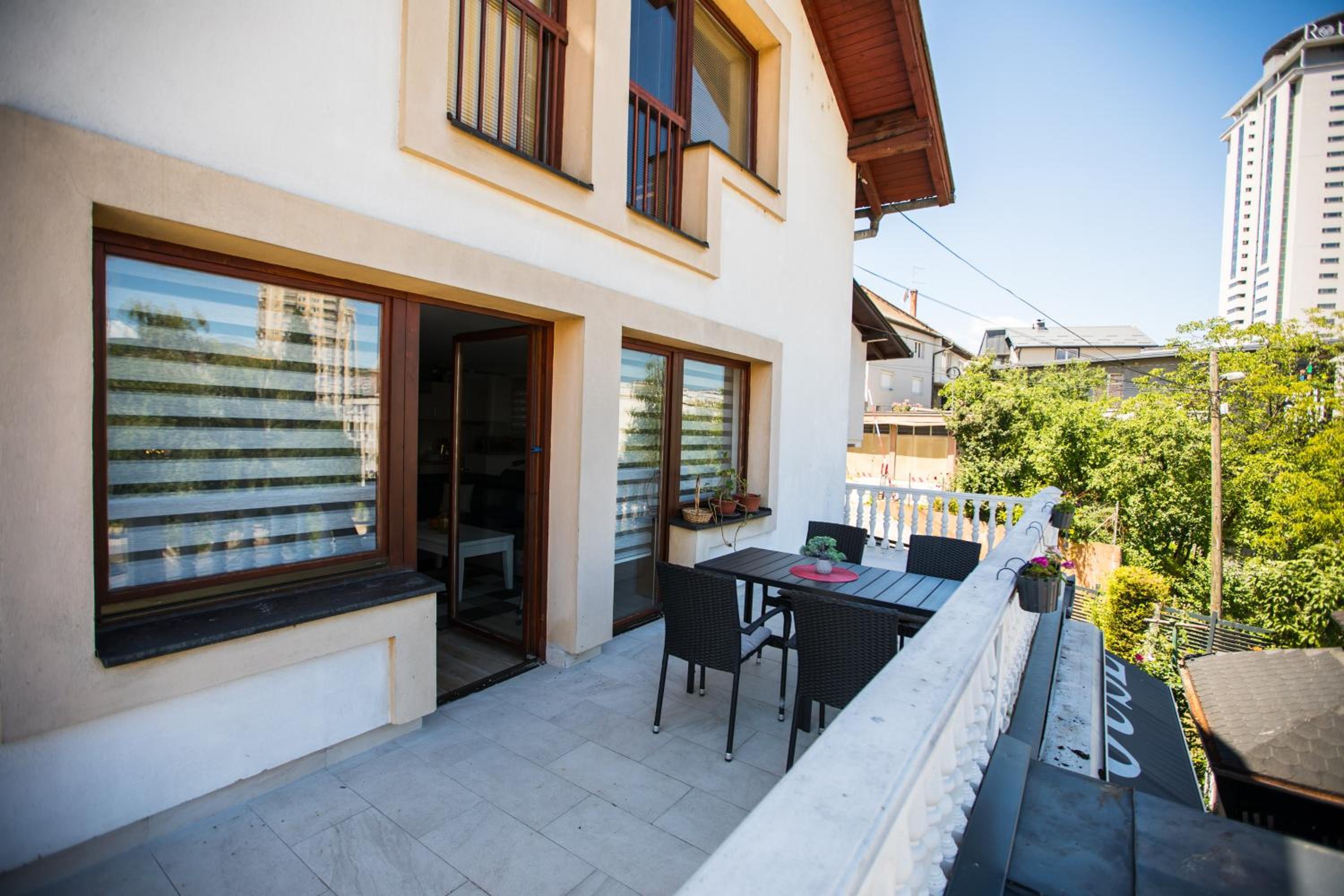 Apartment Salman view 4