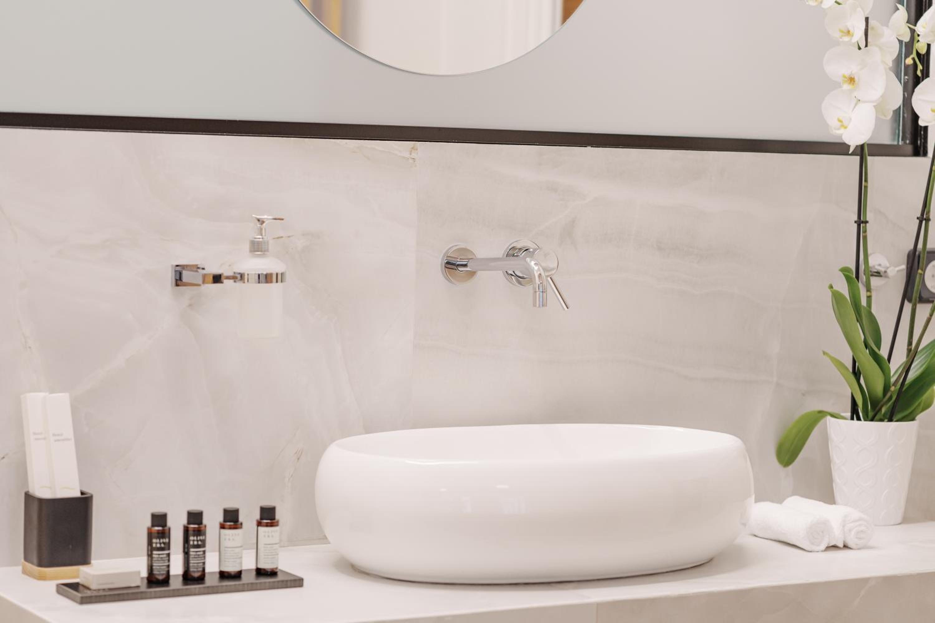 Agora Athens Suites