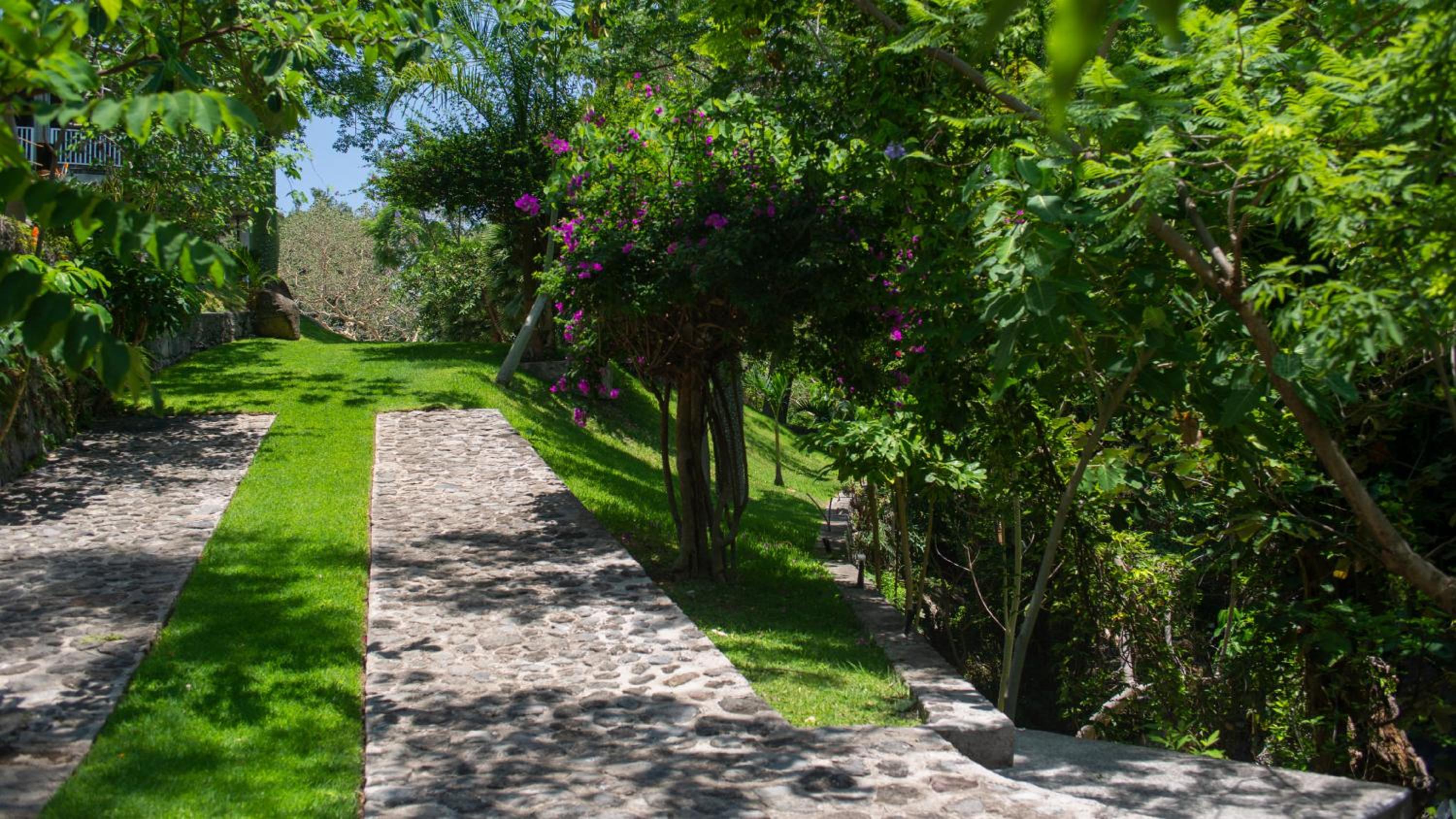 Holiday Inn Express & Suites Cuernavaca by IHG