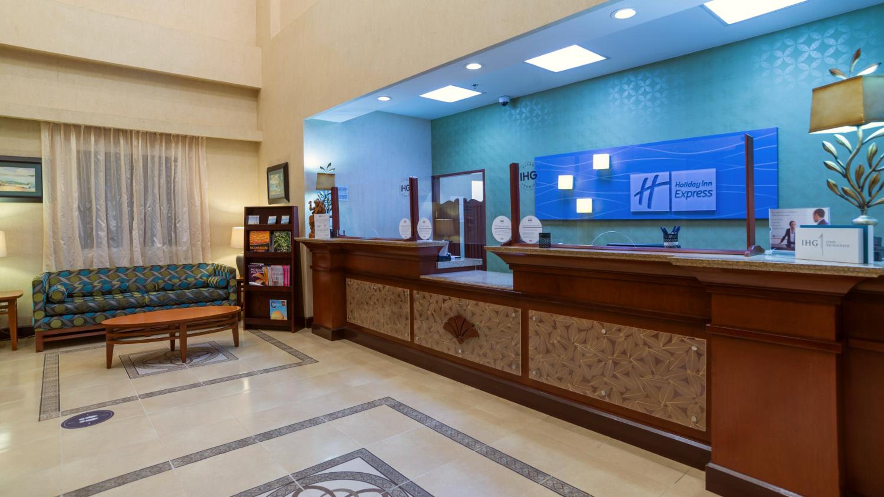 Holiday Inn Express & Suites Cuernavaca by IHG