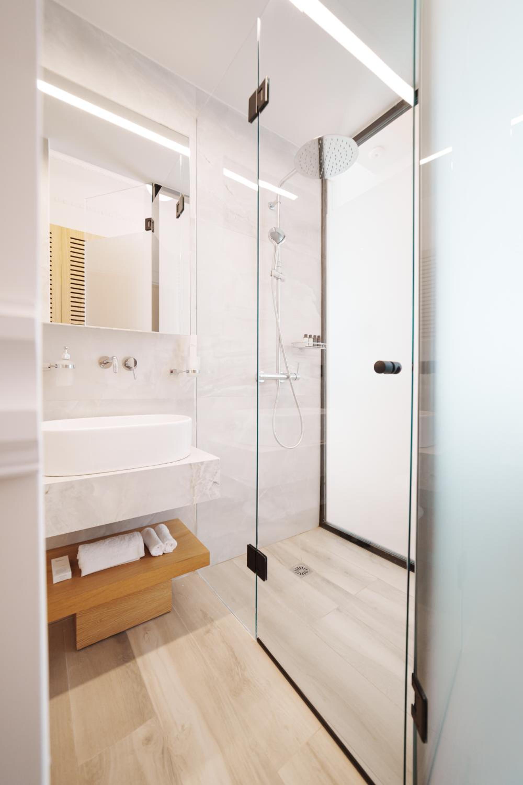 Agora Athens Suites