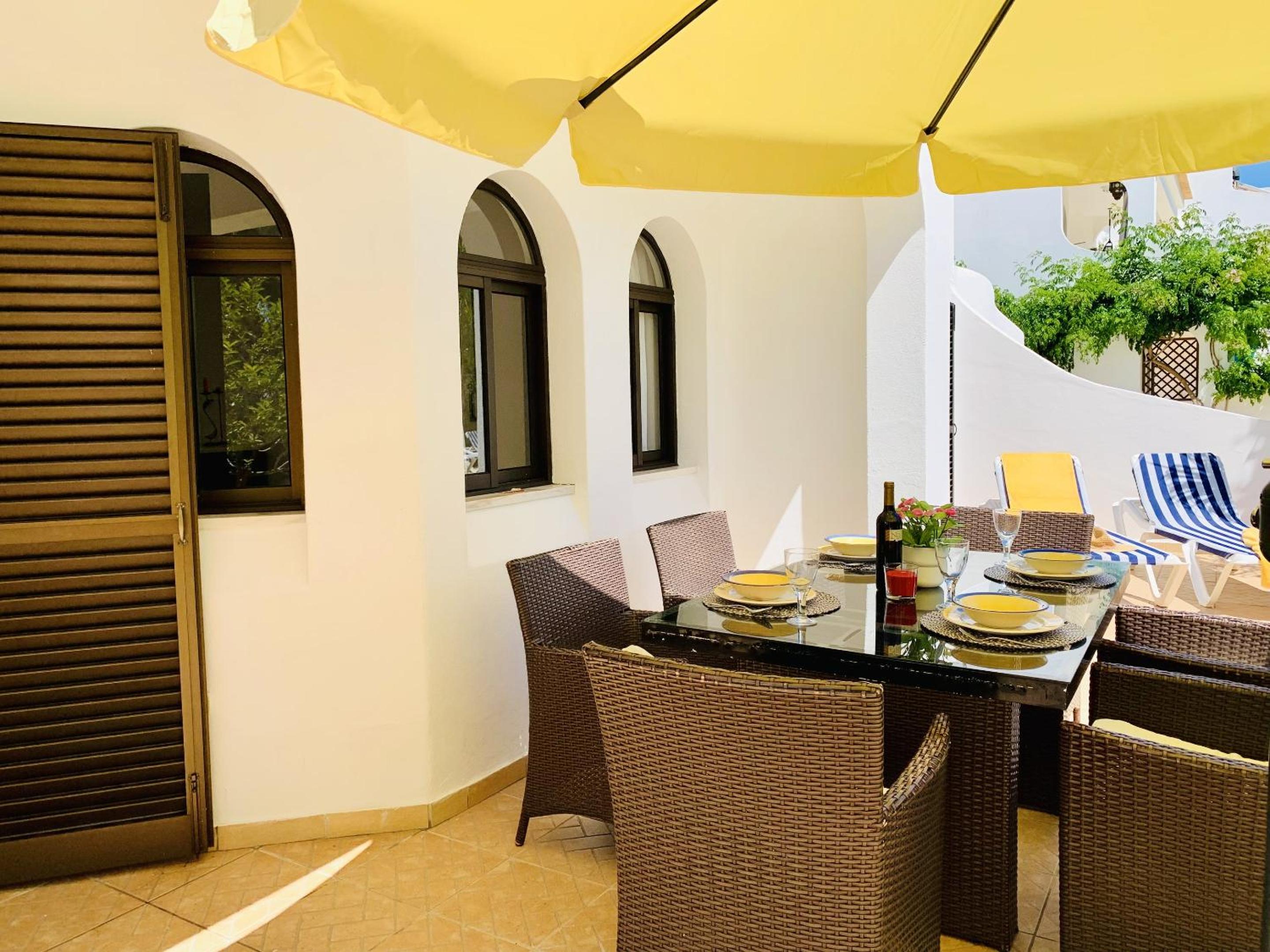 Charming House in Carvoeiro + Pool