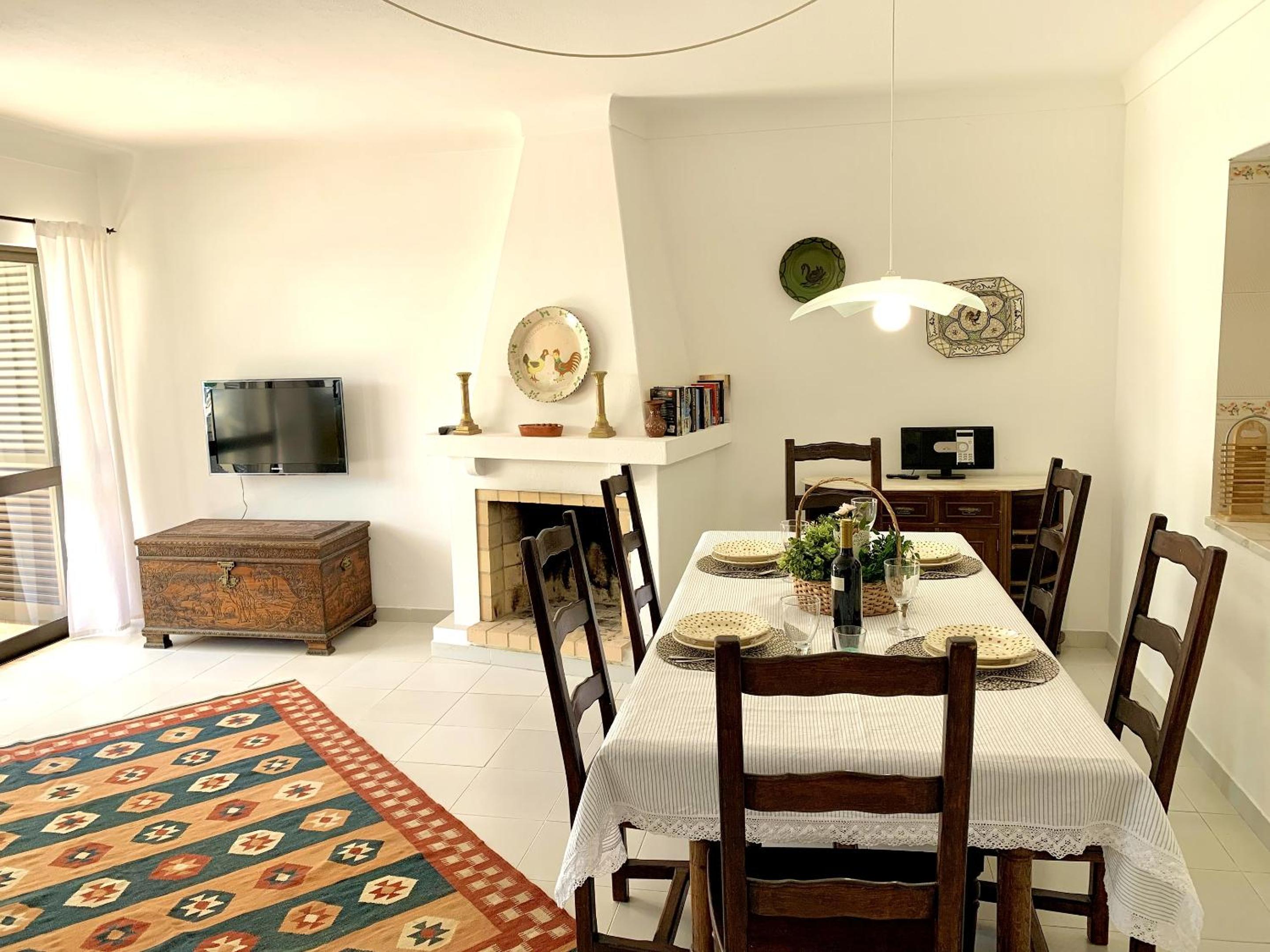 Charming House in Carvoeiro + Pool
