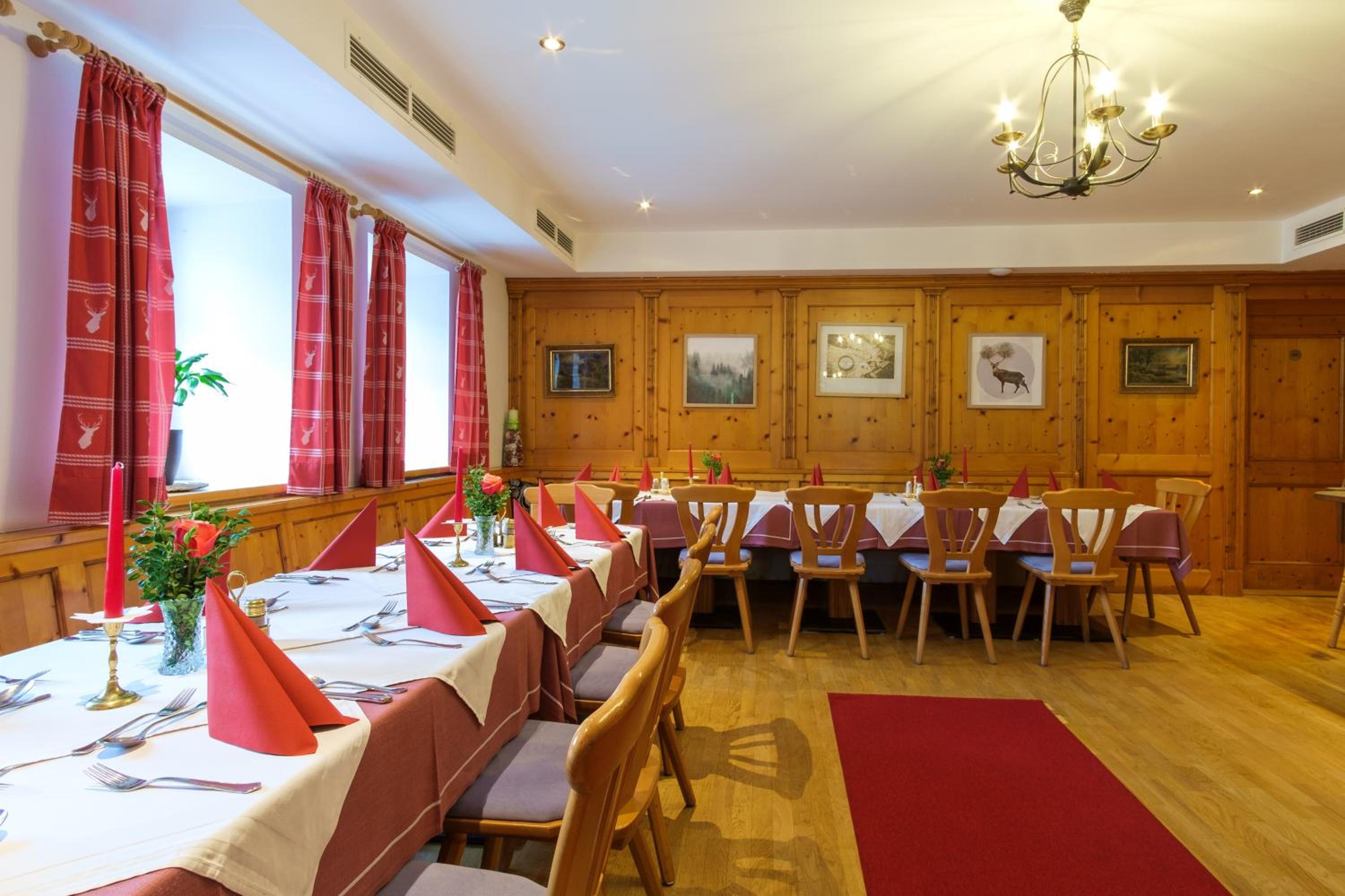 Gasthof zur Post - Hauserwirt