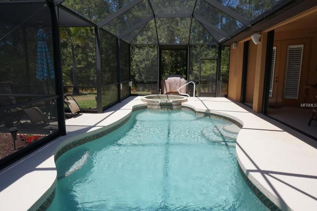 Paradise - 3 Bedroom Private Villa with Heated Pool - Property Image 9