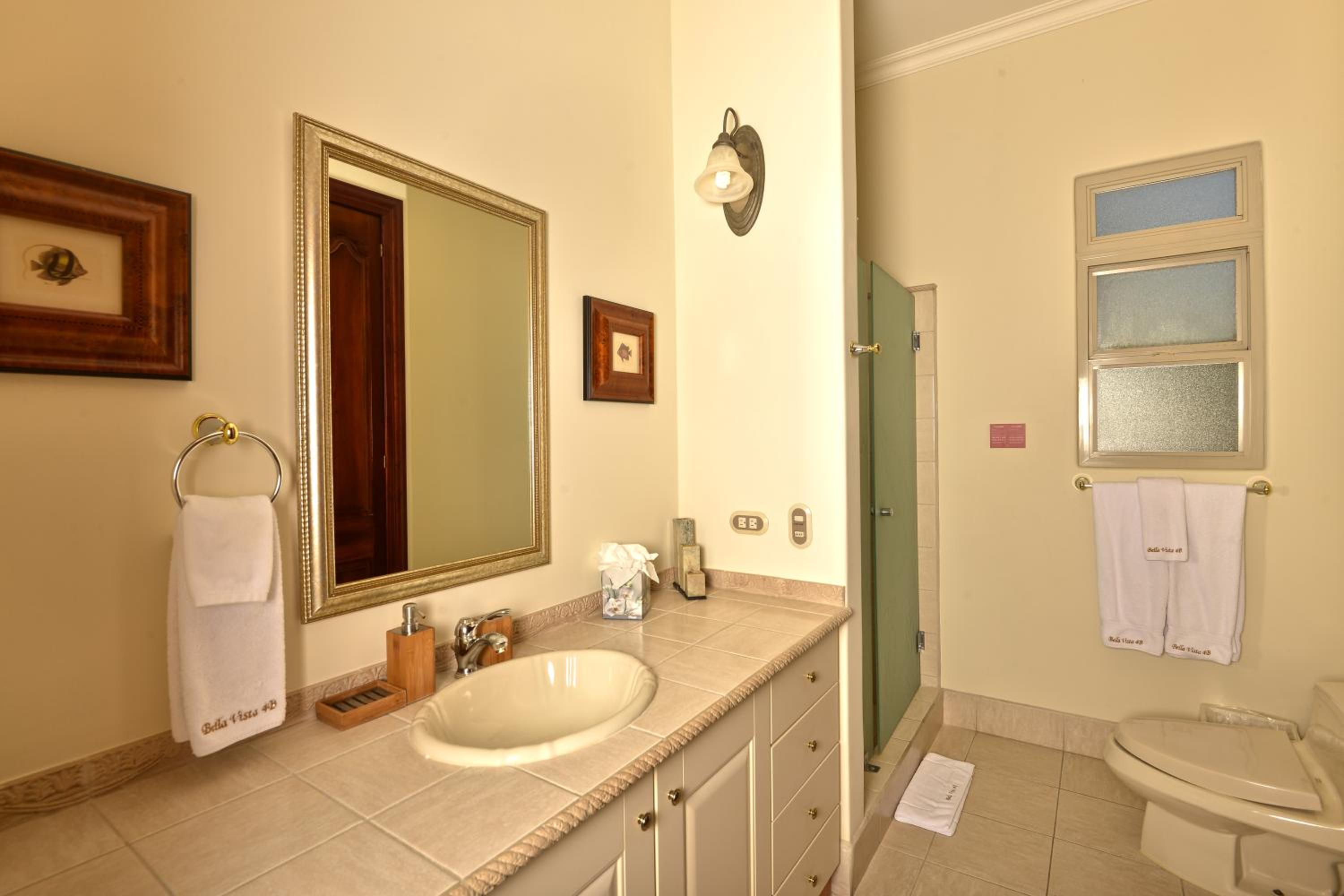 Bella Vista 4B 3 bdrs ocean view in Los Suenos