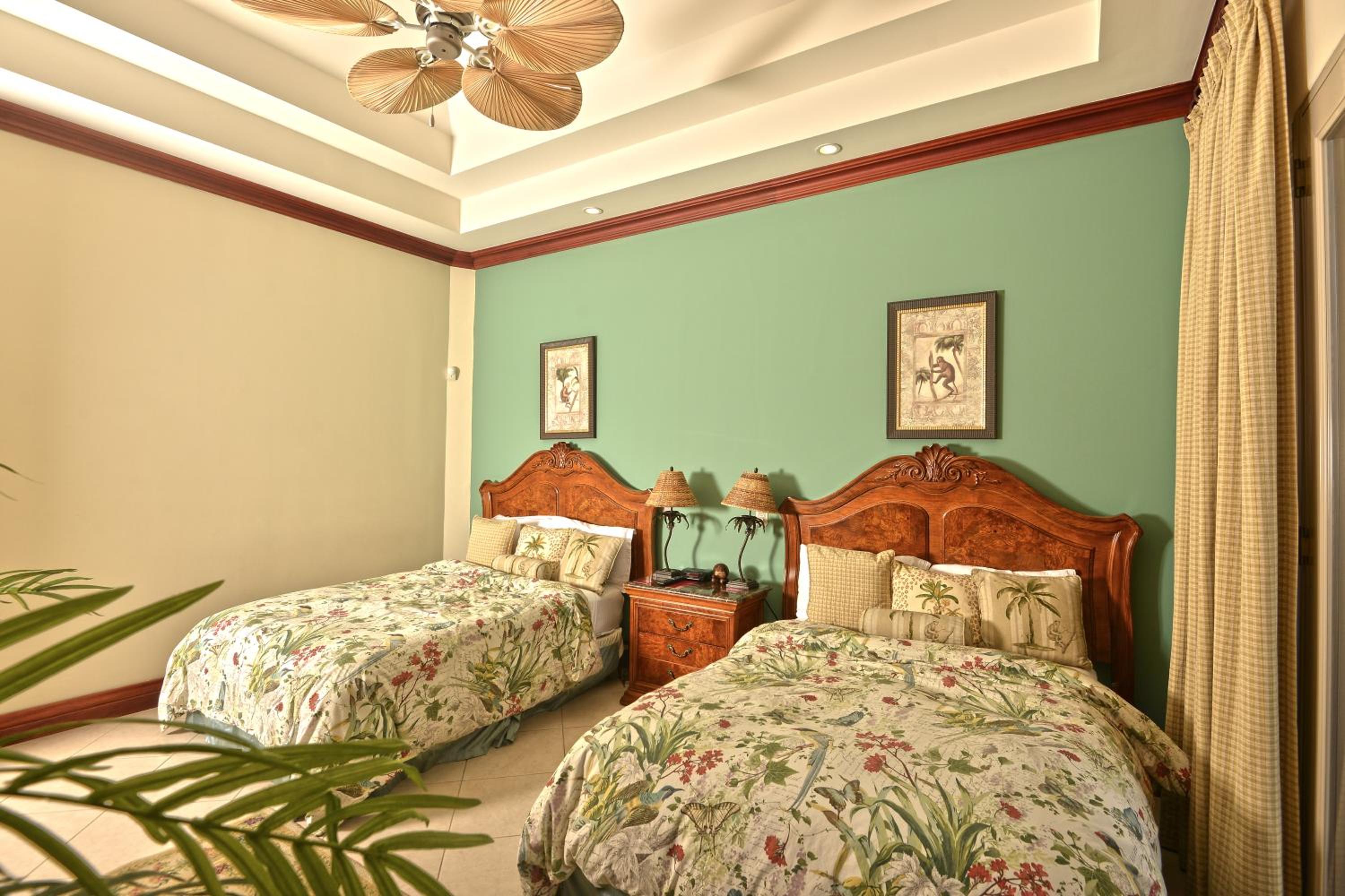 Bella Vista 4B 3 bdrs ocean view in Los Suenos