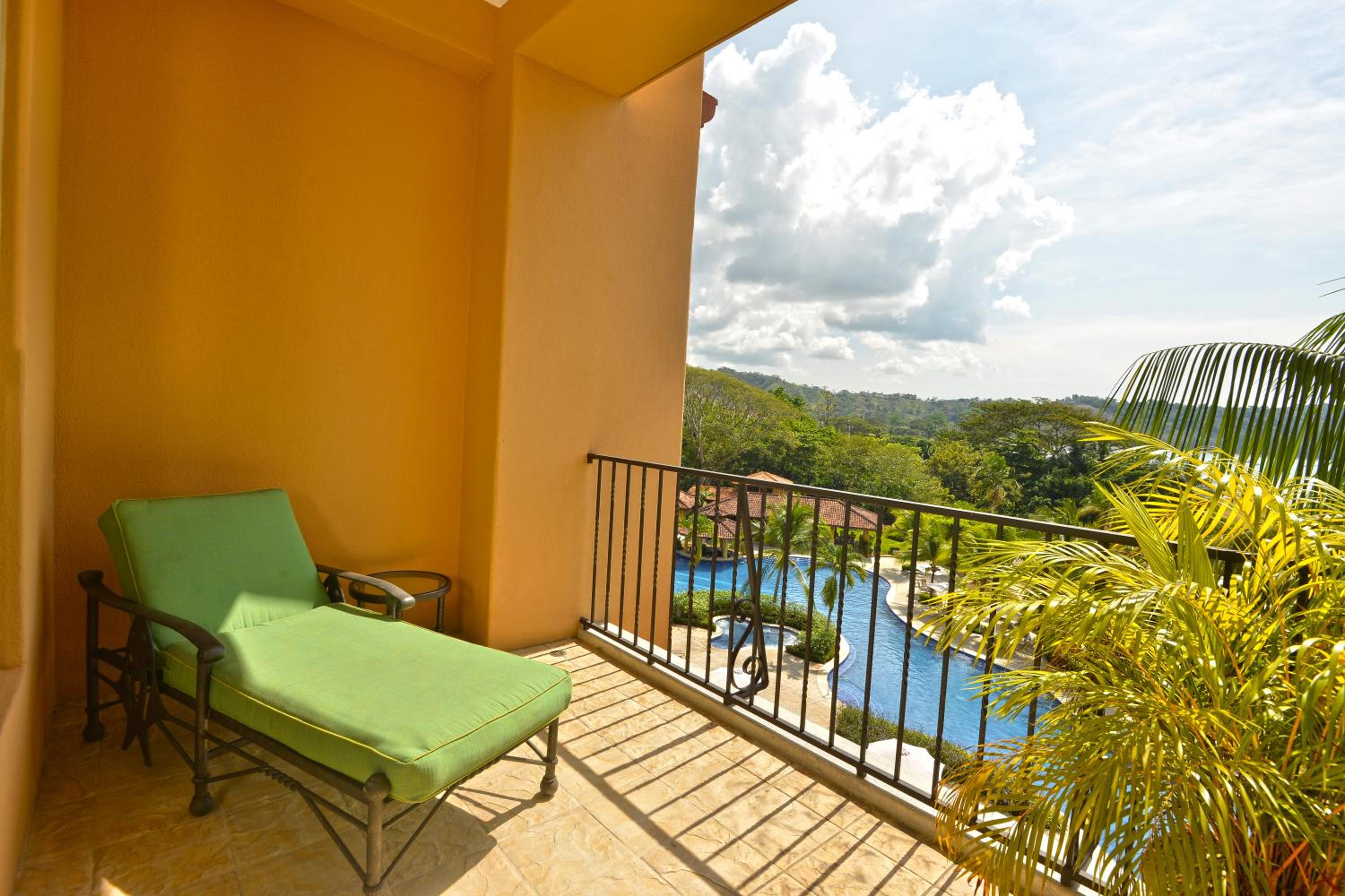 Bella Vista 4B 3 bdrs ocean view in Los Suenos