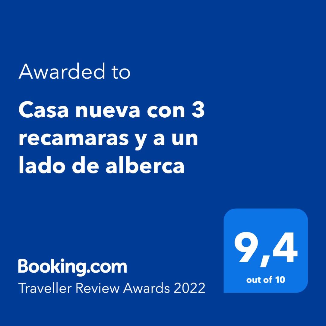Casa nueva con 3 recamaras y a un lado de alberca