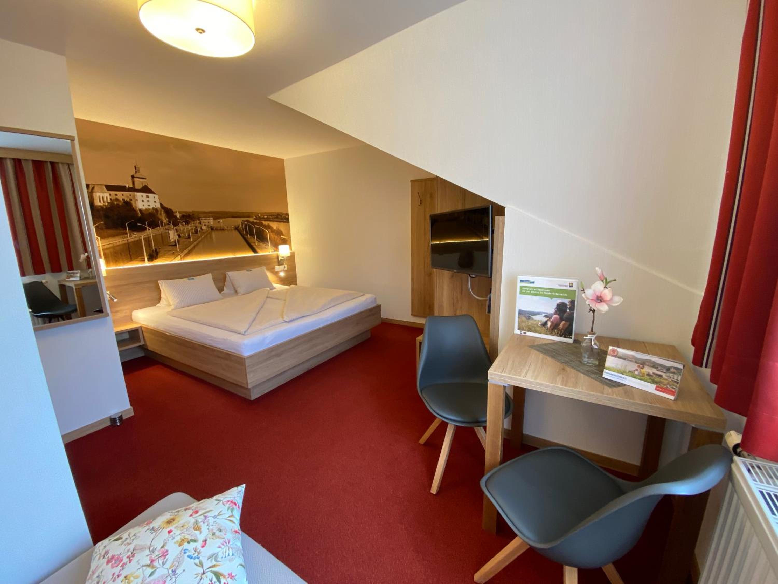 Privatzimmer und Ferienwohnungen Leeb
