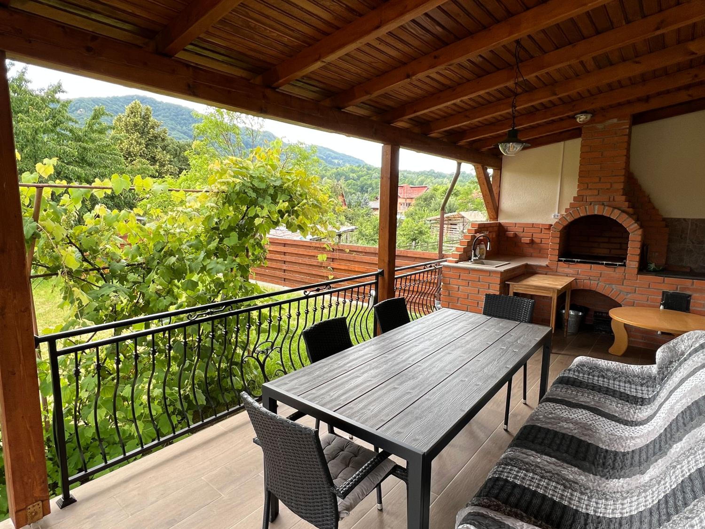 Casa Ana Corbșori view 5