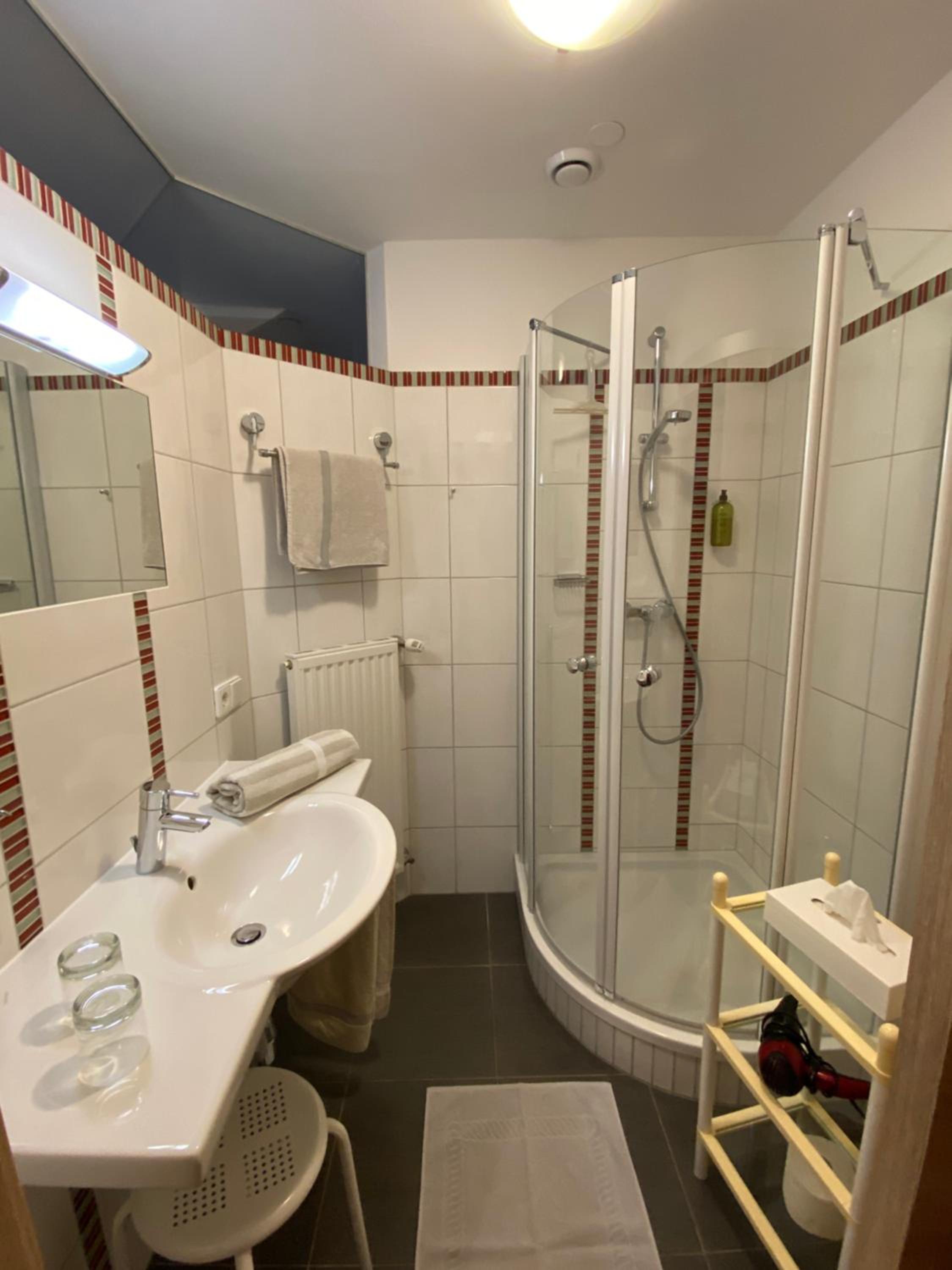 Privatzimmer und Ferienwohnungen Leeb