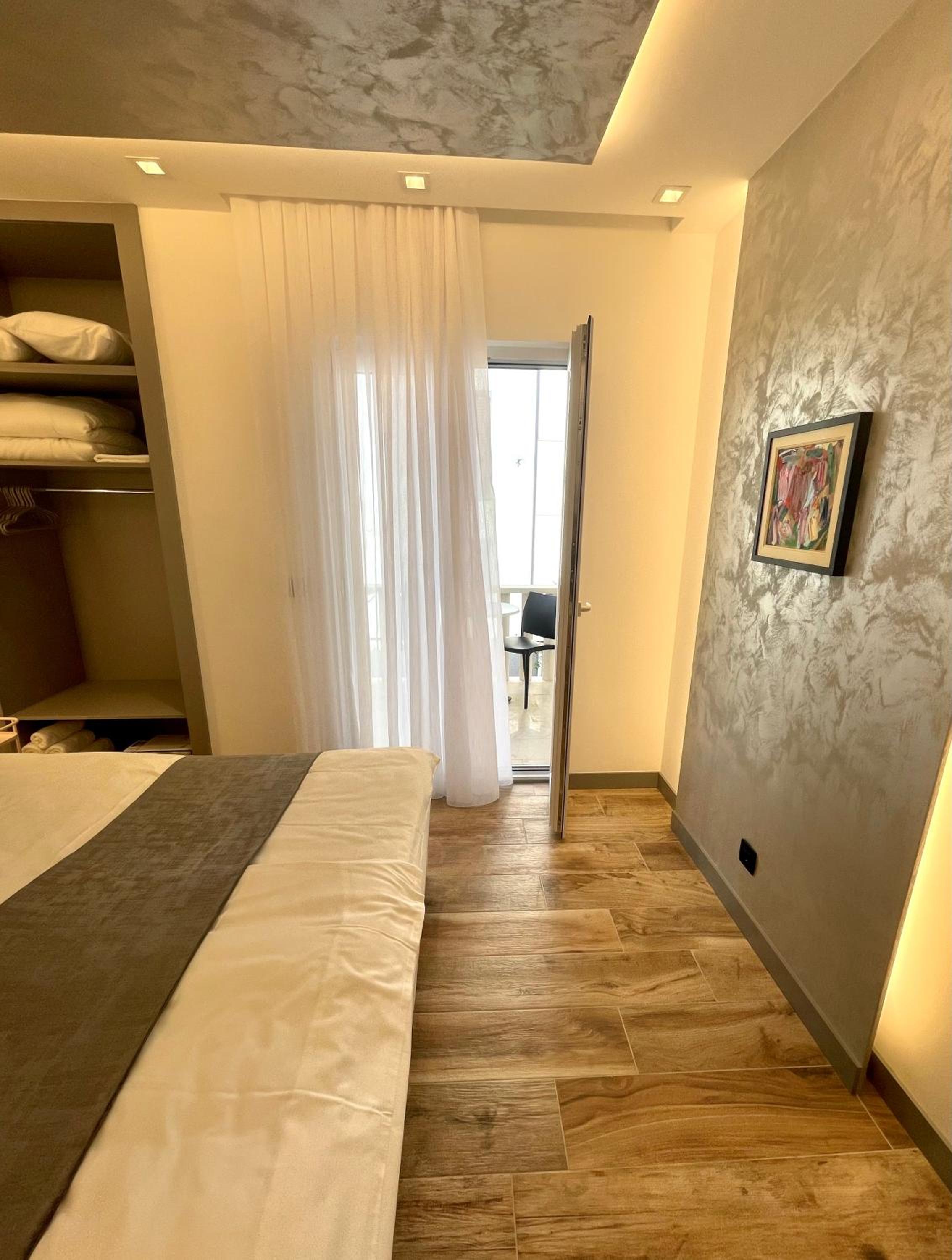 Mangio Dubrovnik Silver