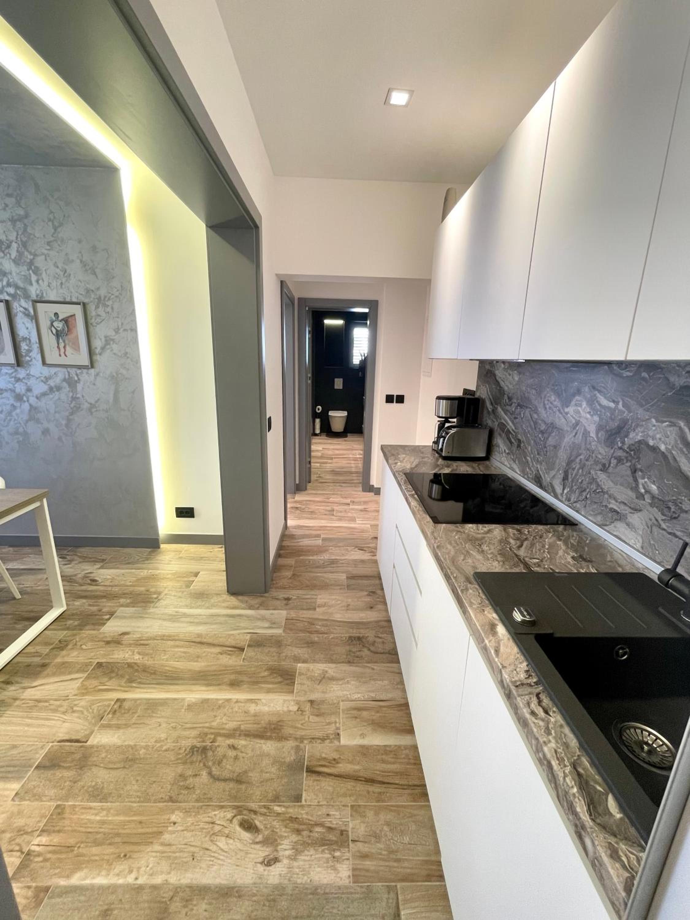 Mangio Dubrovnik Silver