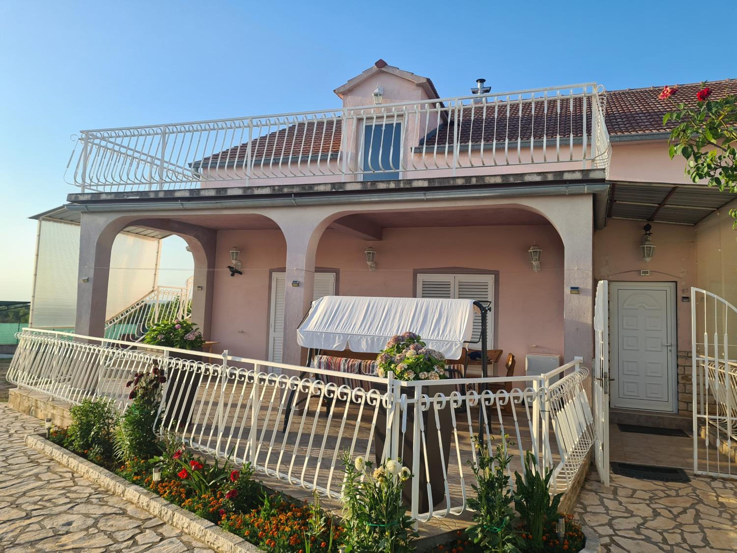 Vila Zagora view 2