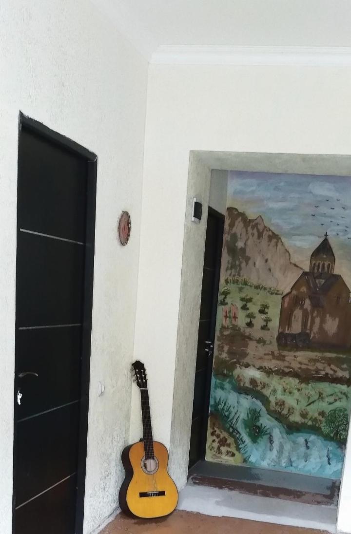 LiViTi