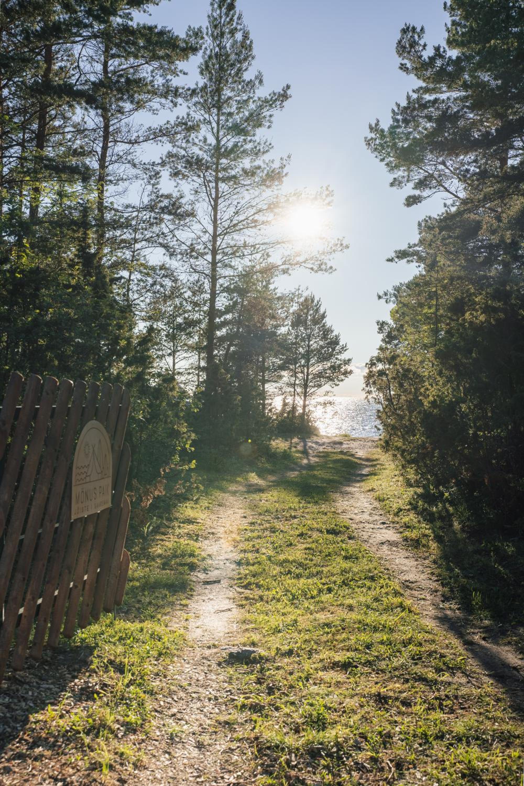 Mönus Paik Glamping