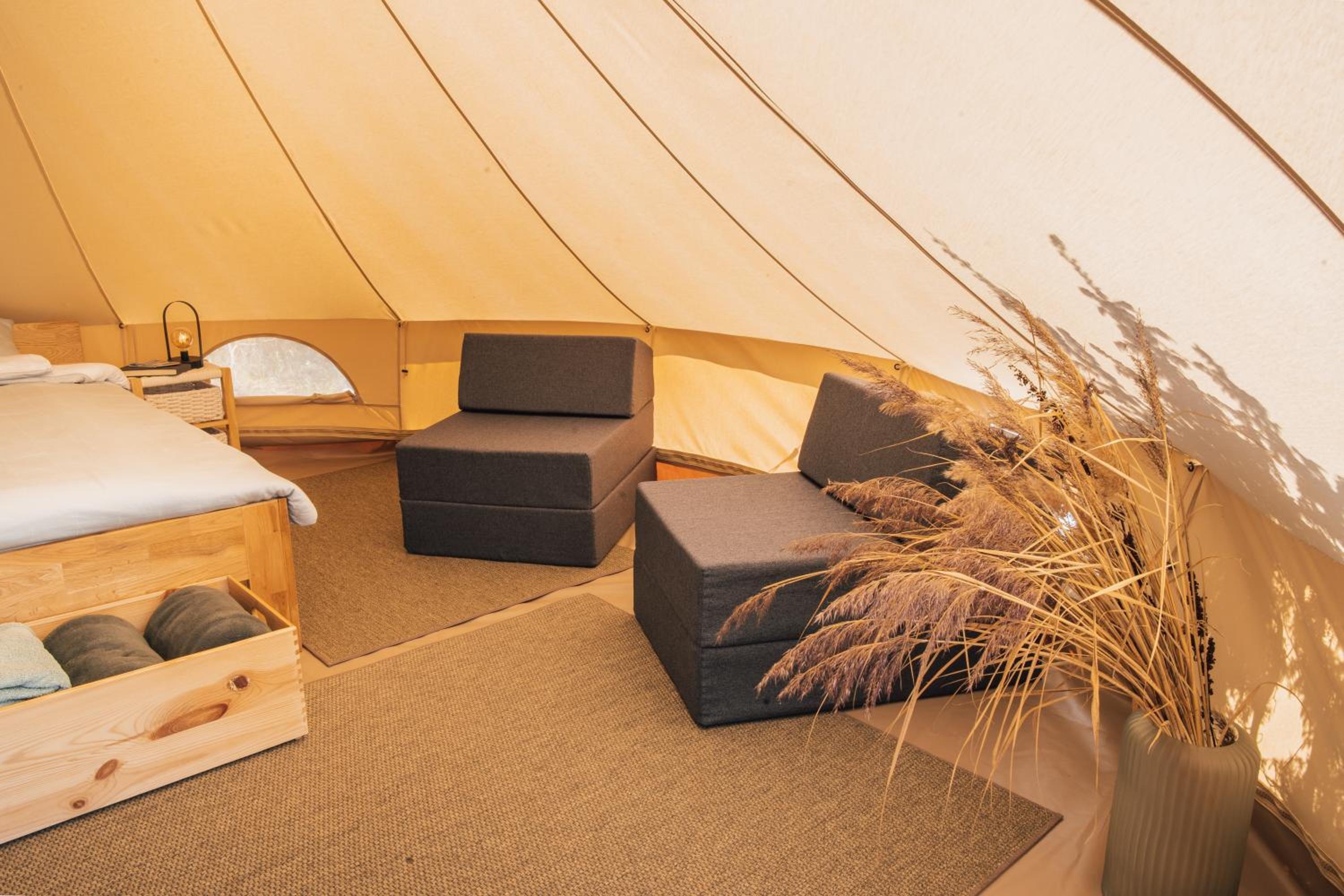 Mönus Paik Glamping