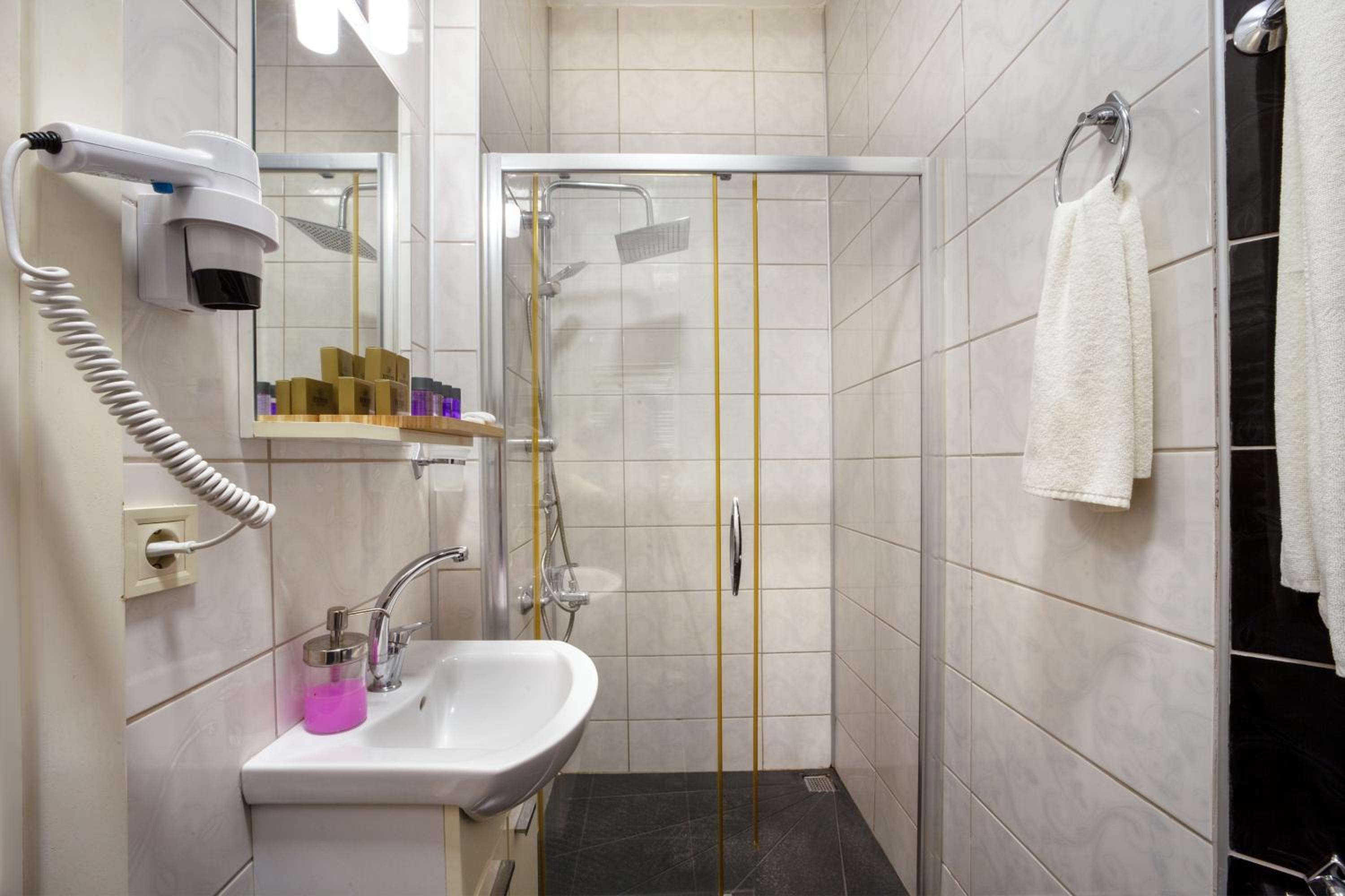 Nine Istanbul Hotel - Image 5