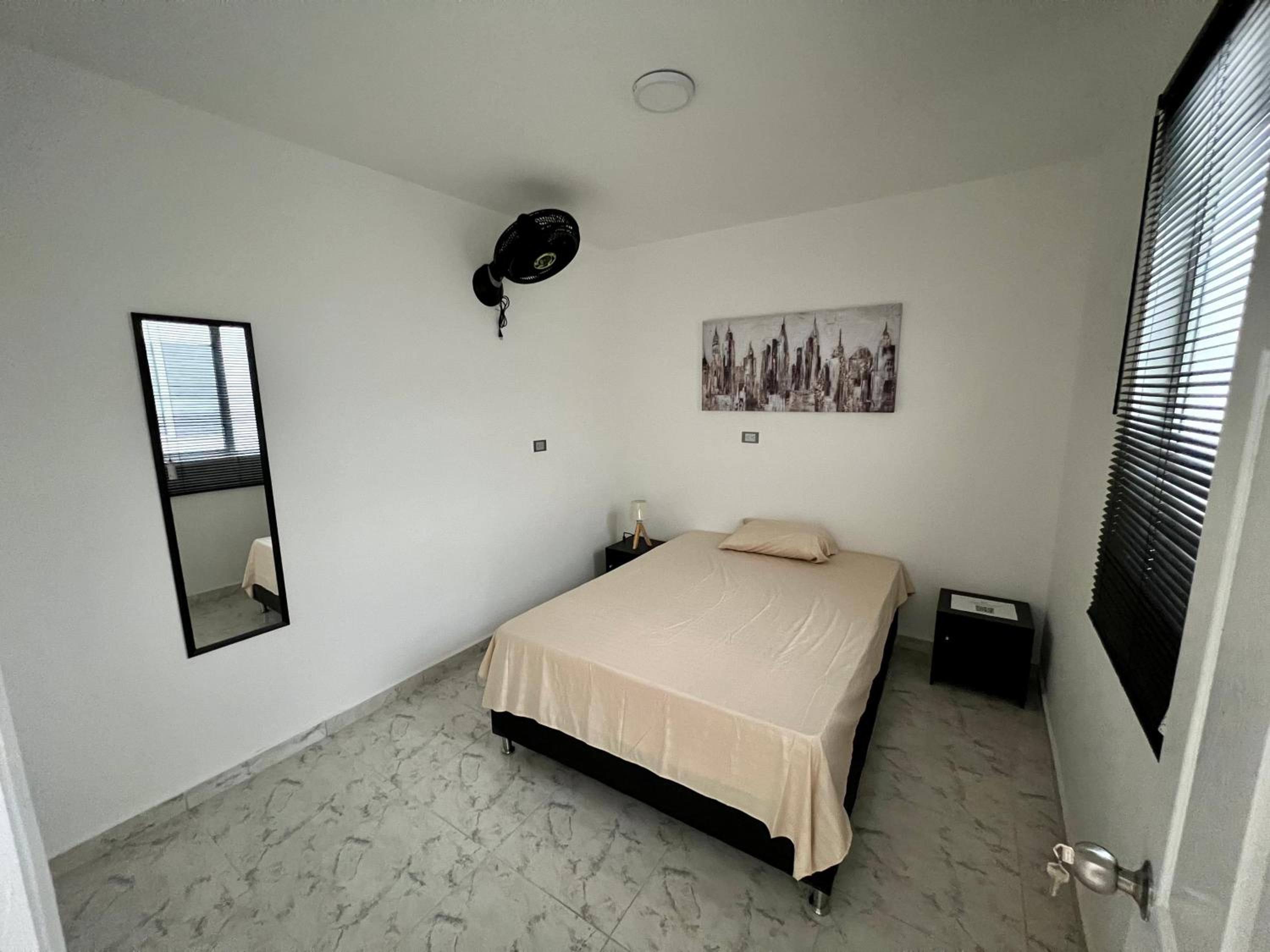 La Familia Hostel - Parque Poblado