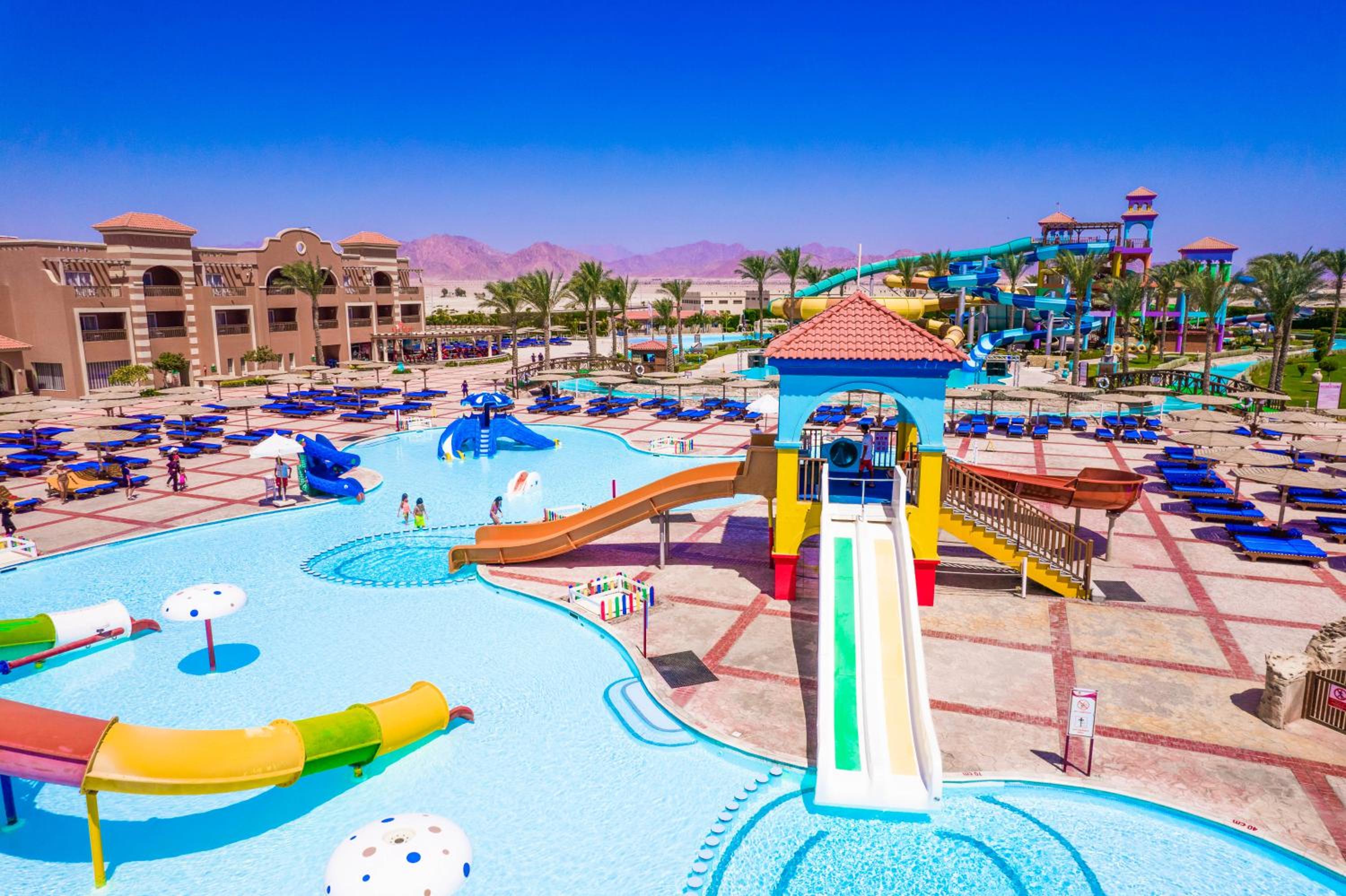 Charmillion Club Aquapark view 2