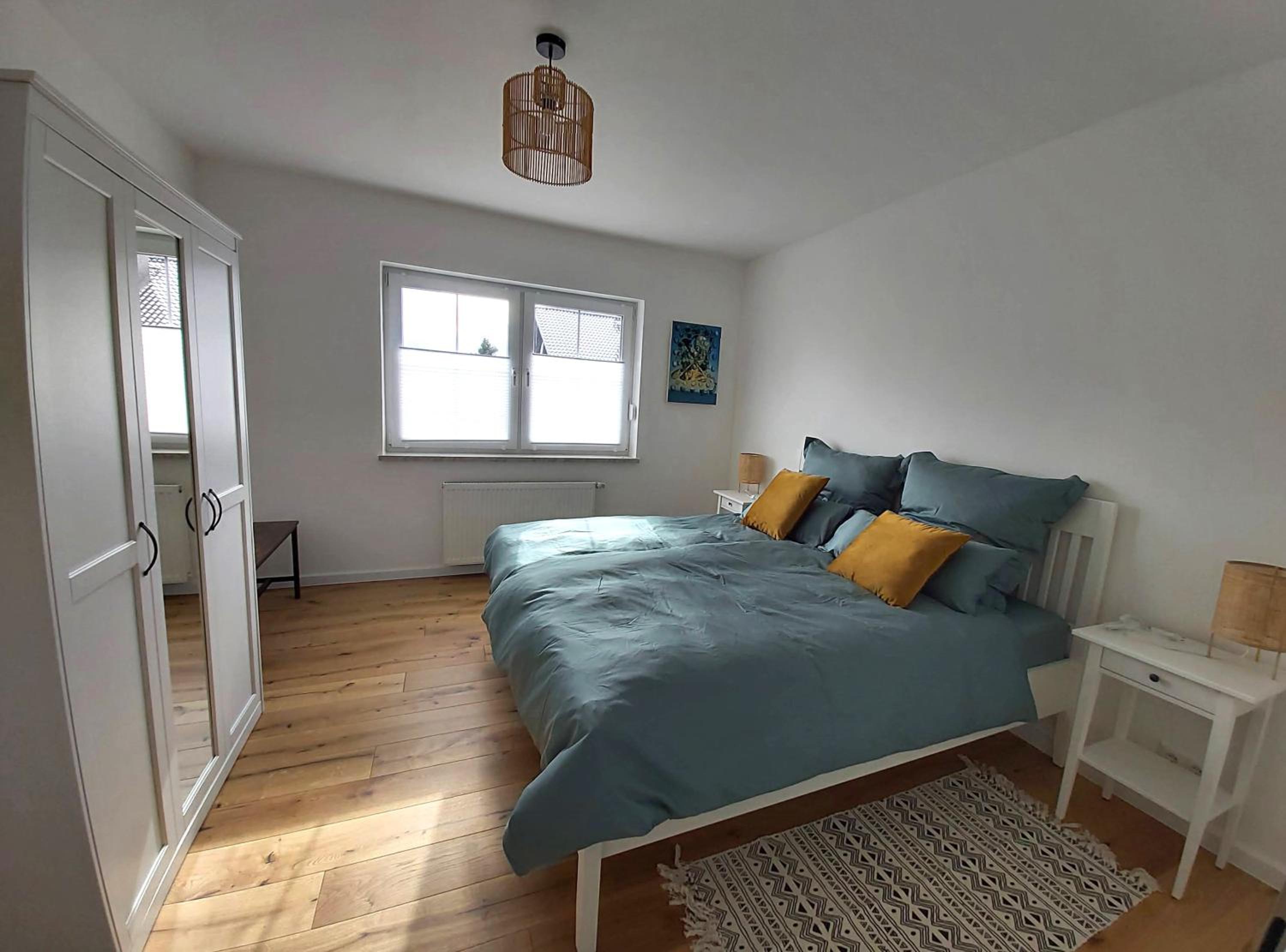 Ferienwohnung mit Terrasse am Rosengarten