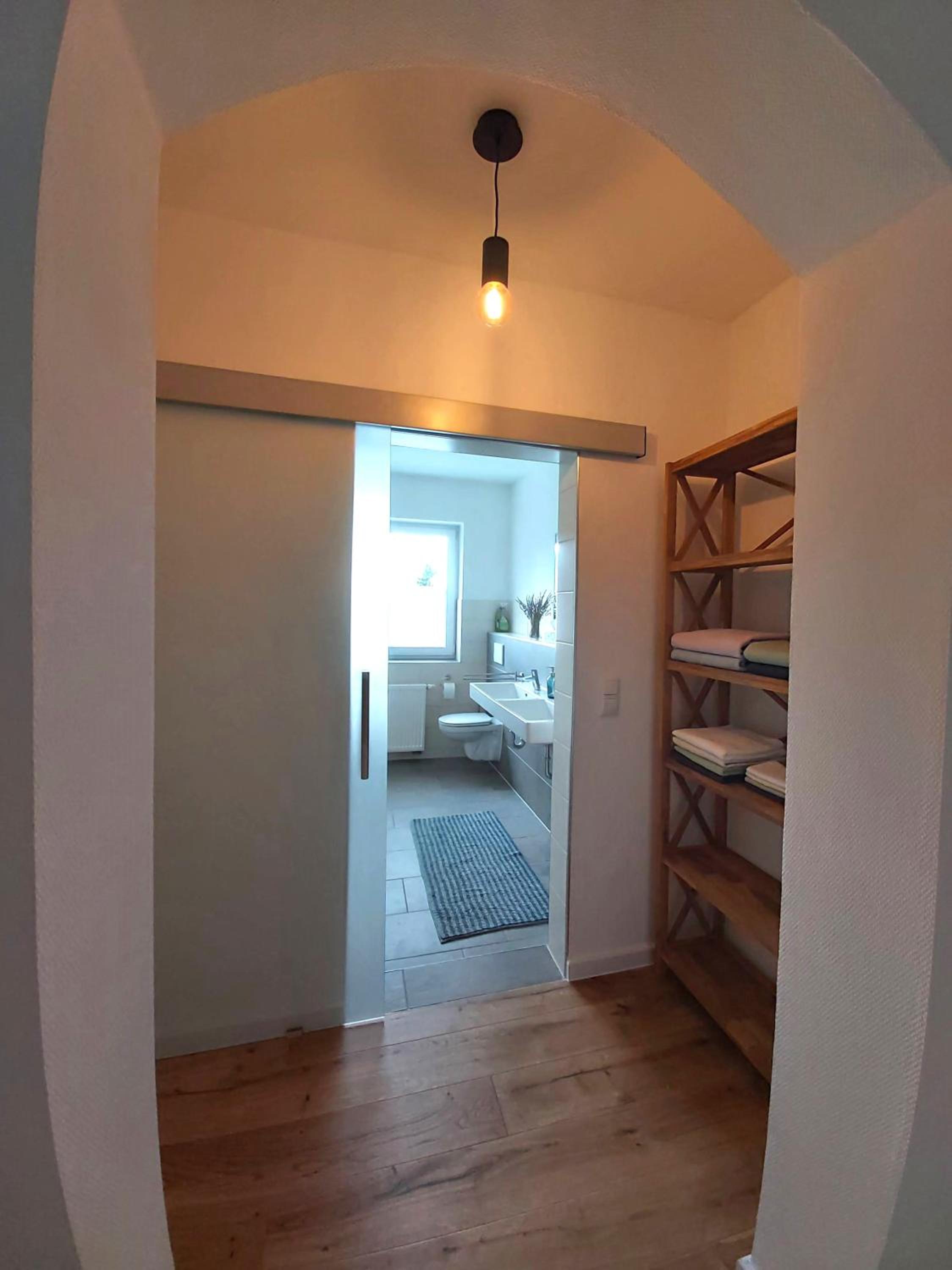 Ferienwohnung mit Terrasse am Rosengarten