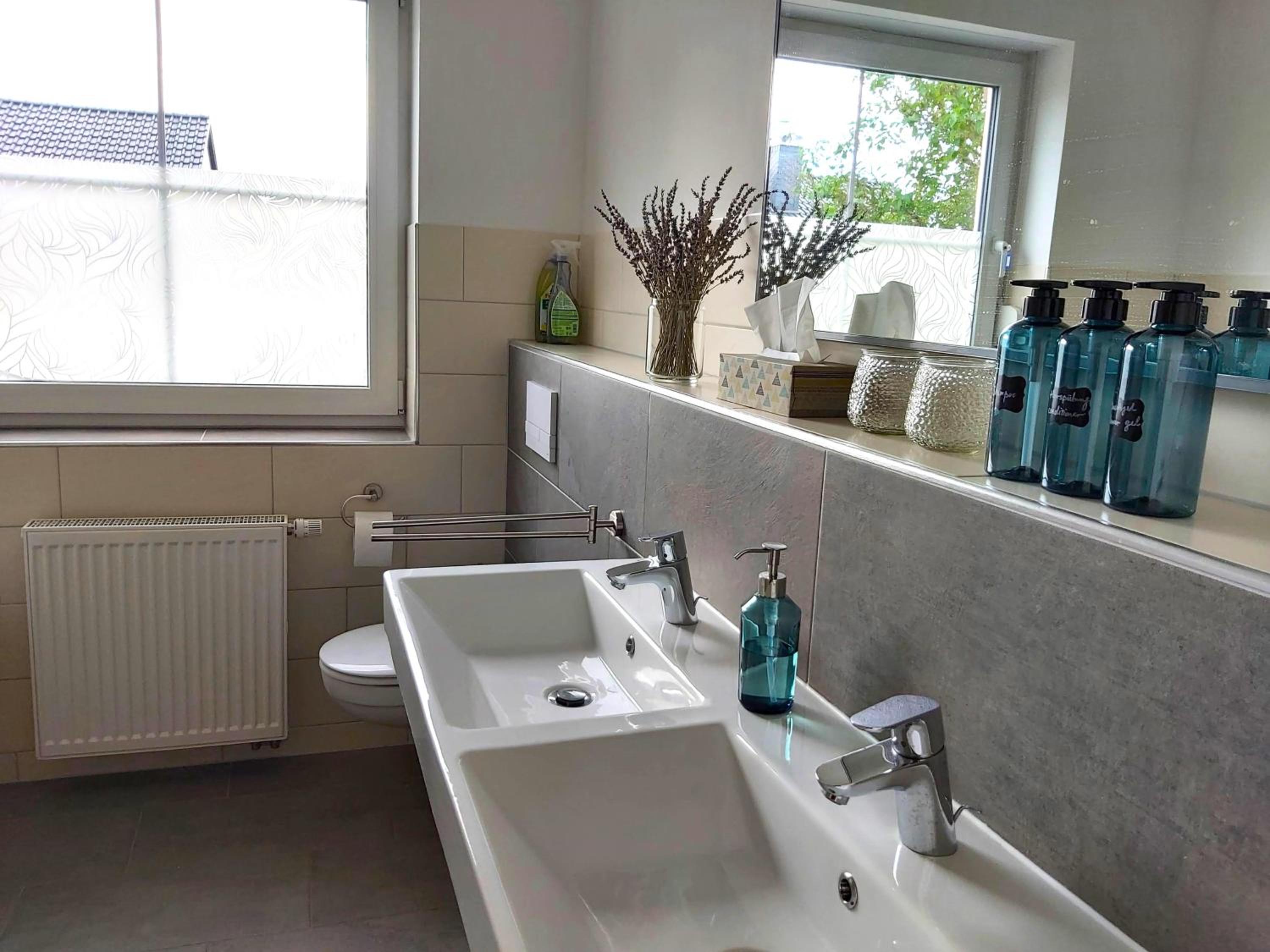Ferienwohnung mit Terrasse am Rosengarten