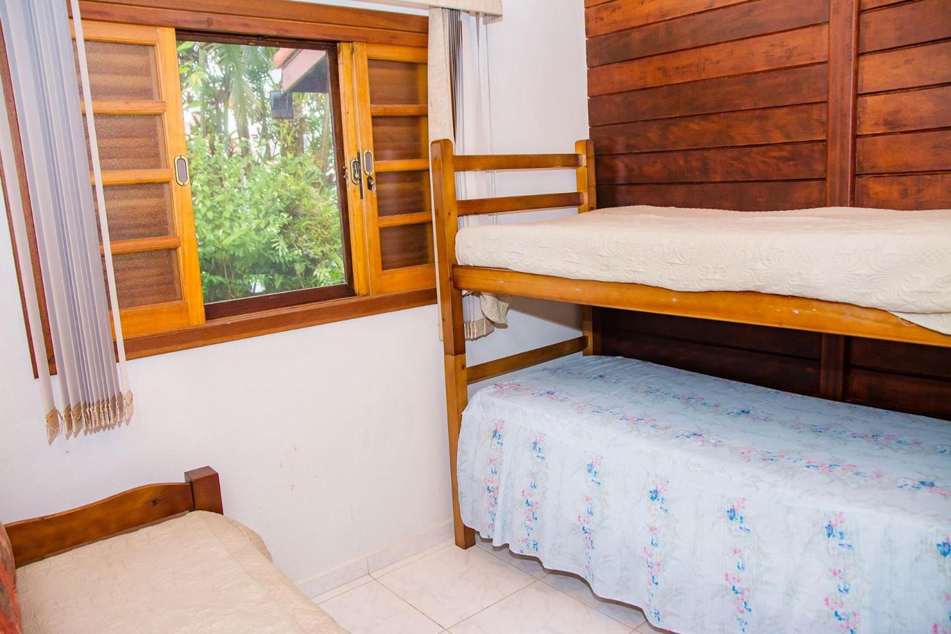 Casa c Piscina e Churrasq na Praia da Boraceia SP