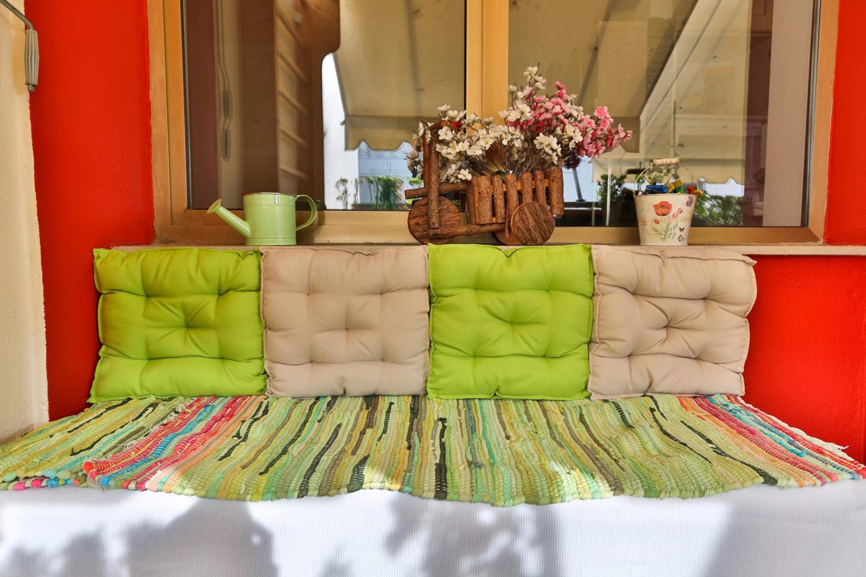 ''Garden of Happiness'' Apartment