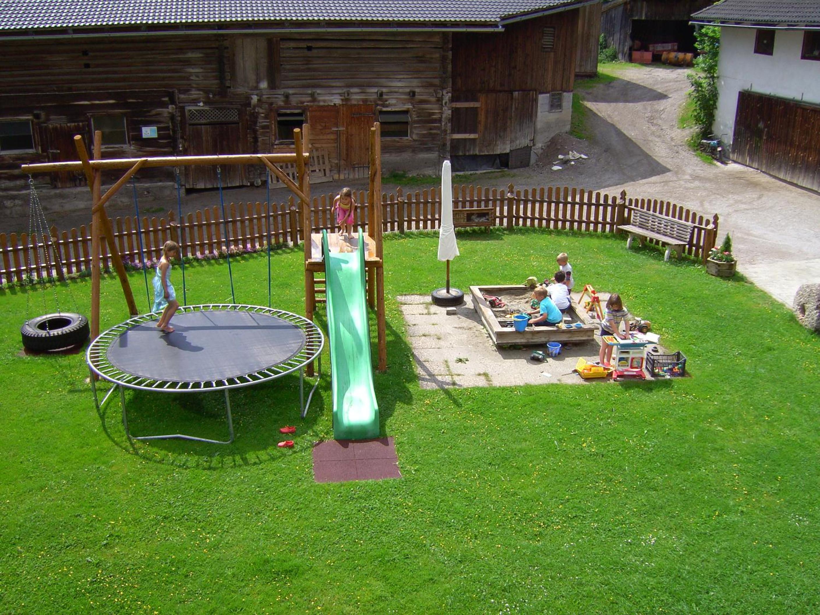 Photo 11